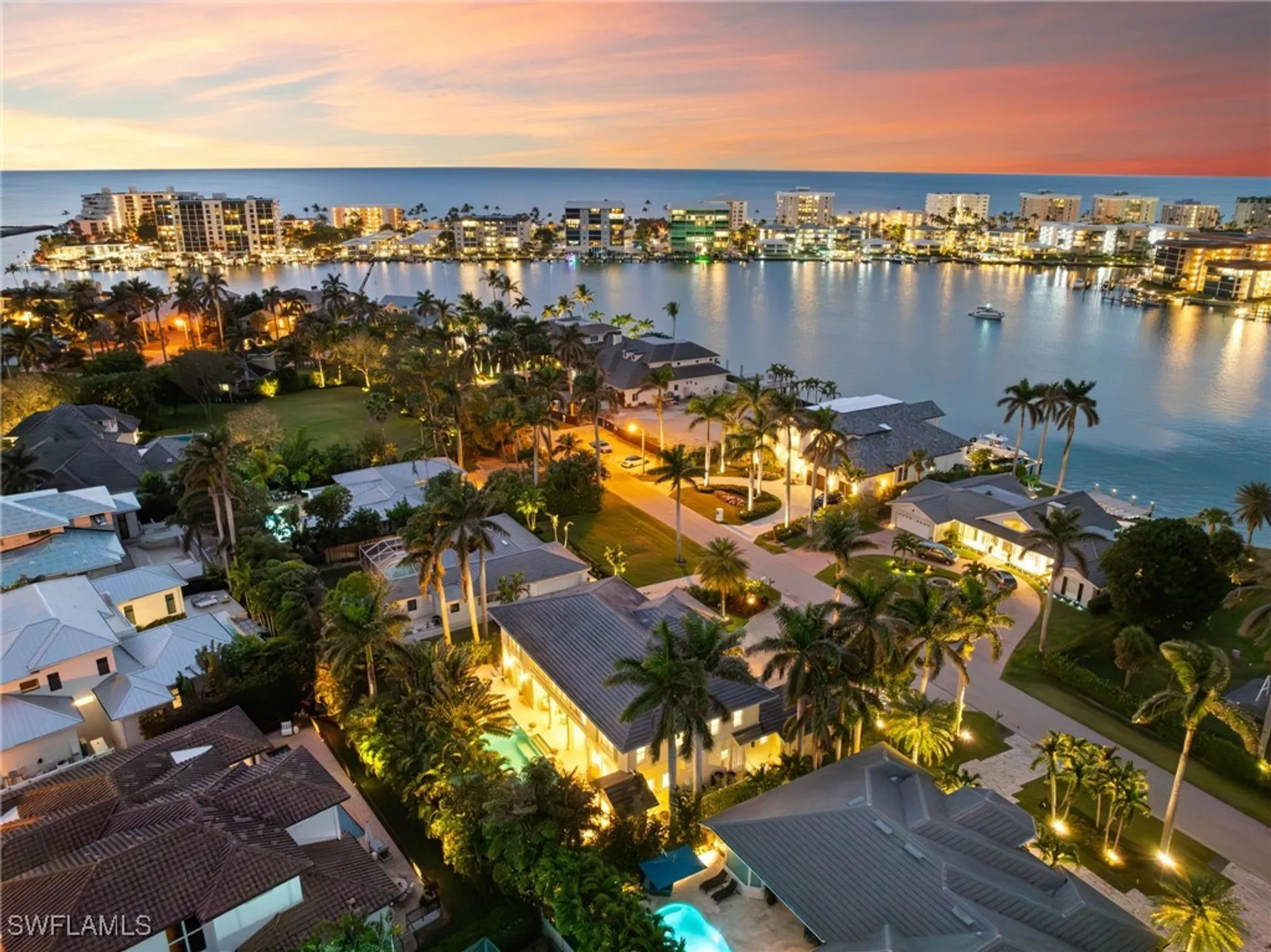 Property Slideshow image 38 of 42 | 390 windward way, Naples, FL, 34103