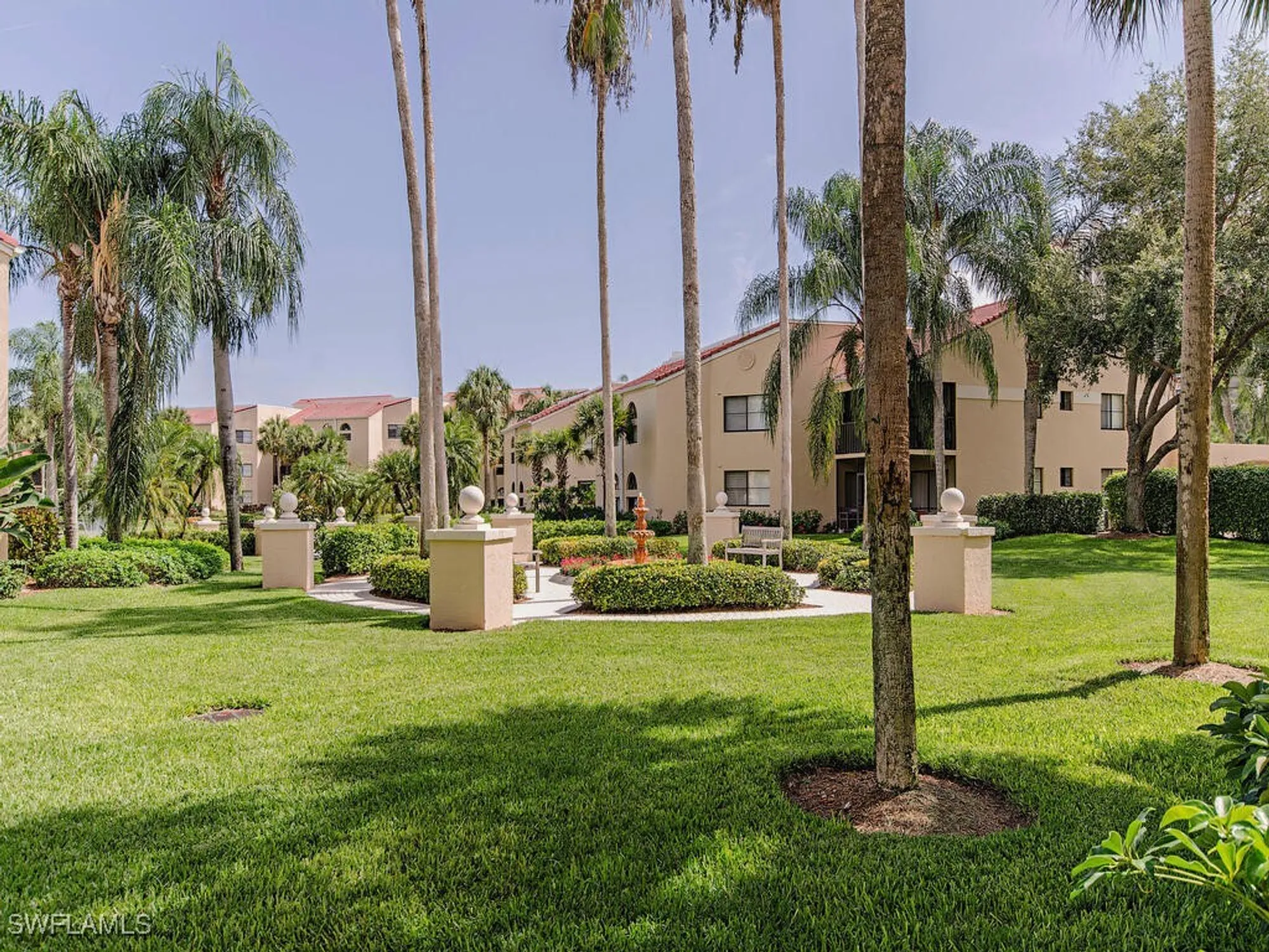 Property Slideshow image 16 of 27 | 6520 valen way # c505, Naples, FL, 34108