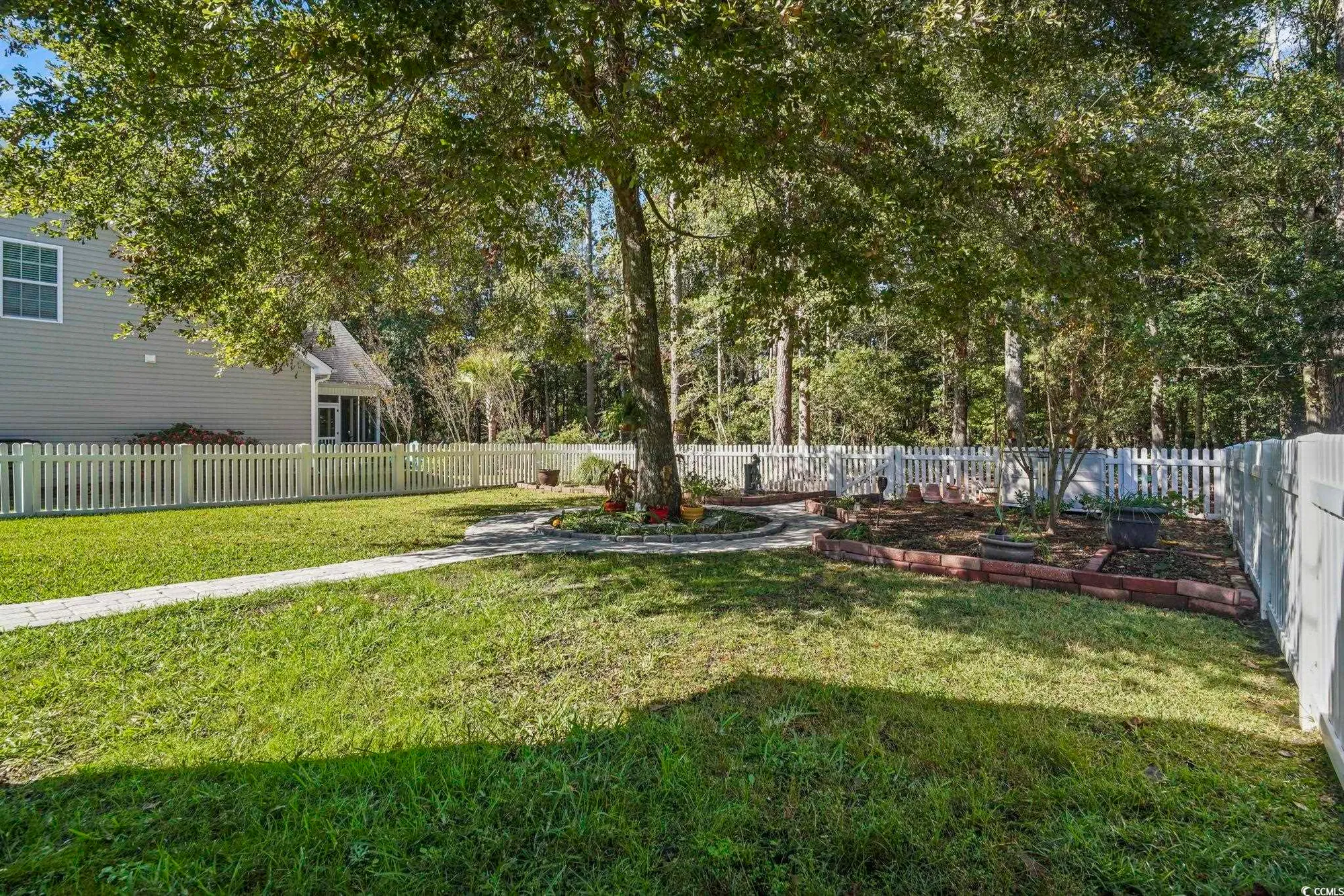 Property Slideshow image 35 of 40 | 4105 eva bay dr, Murrells Inlet, SC, 29576