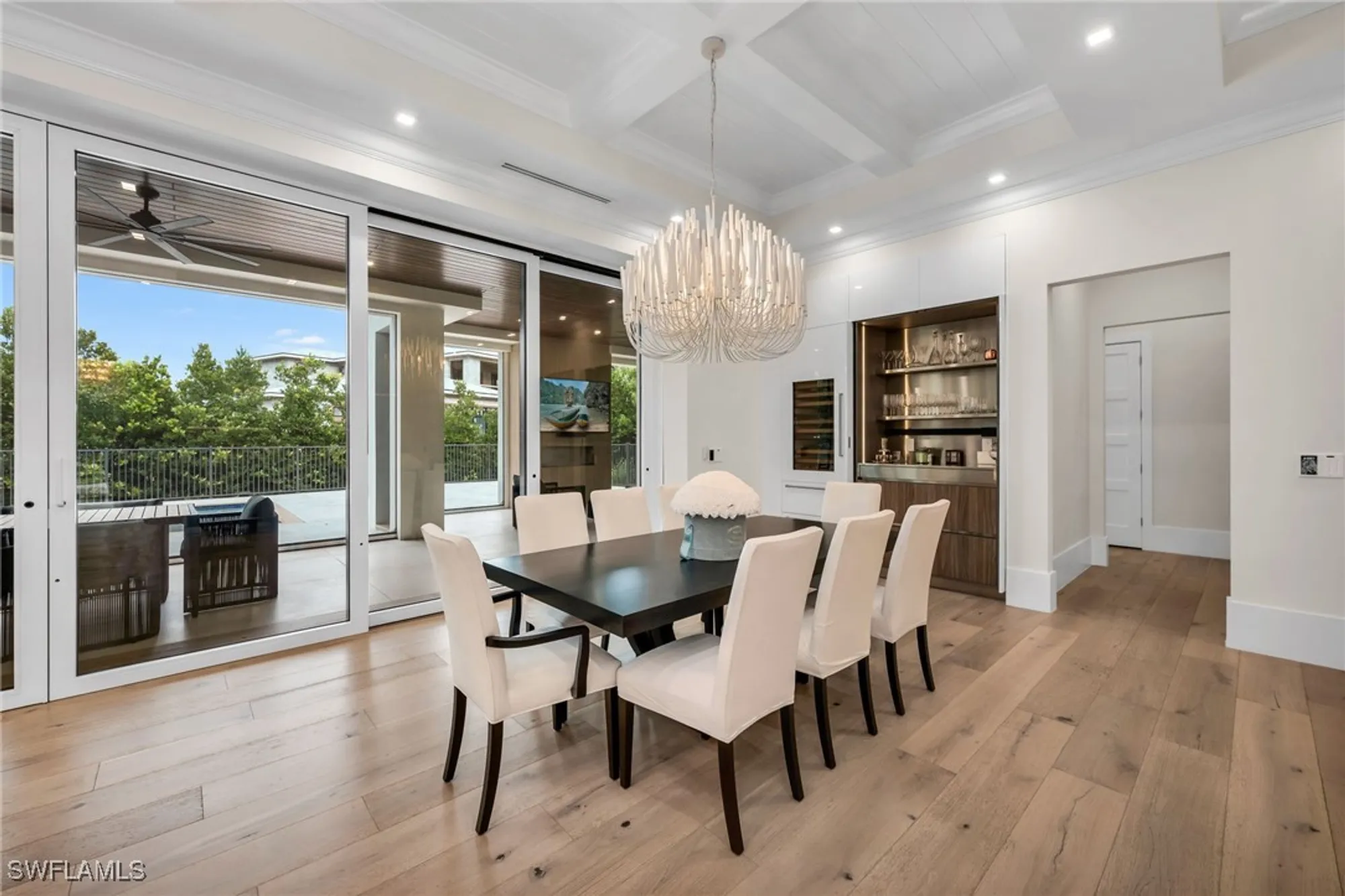 Property Slideshow image 14 of 41 | 3190 crayton rd, Naples, FL, 34103