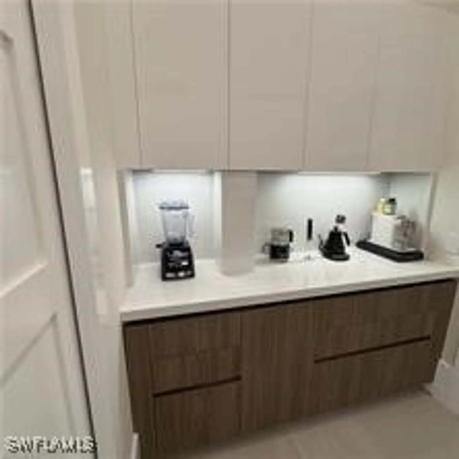 Property Slideshow image 15 of 41 | 3190 crayton rd, Naples, FL, 34103