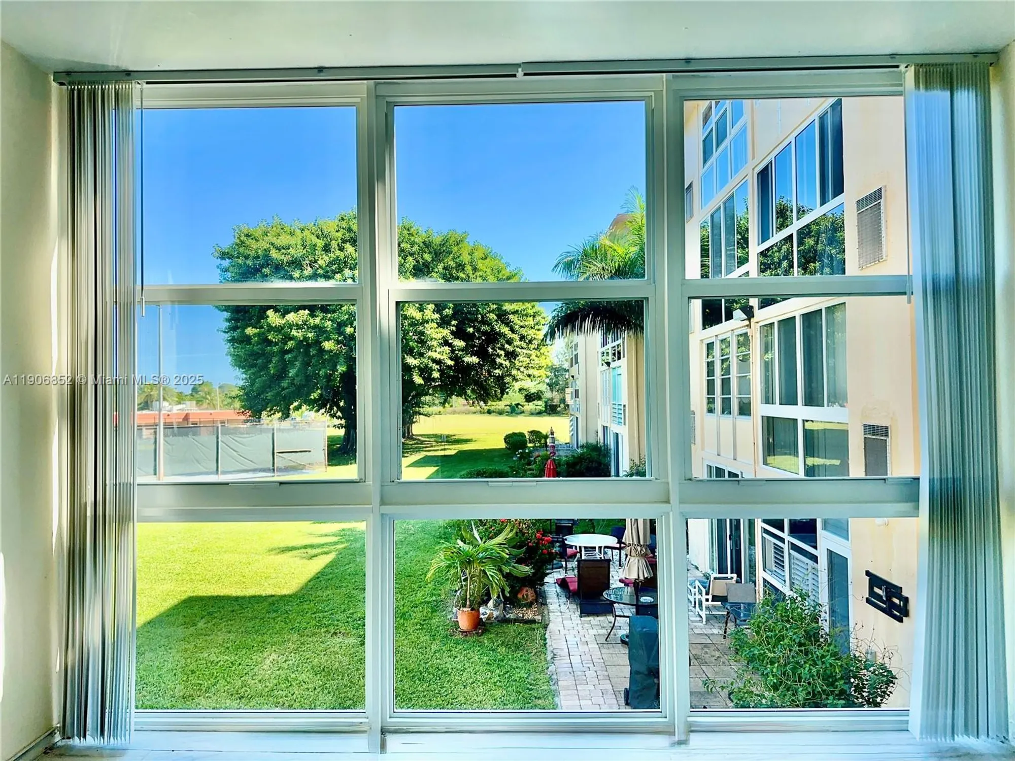 Property Slideshow image 14 of 23 | 2520 ne 1st ct apt 204, Boynton Beach, FL, 33435