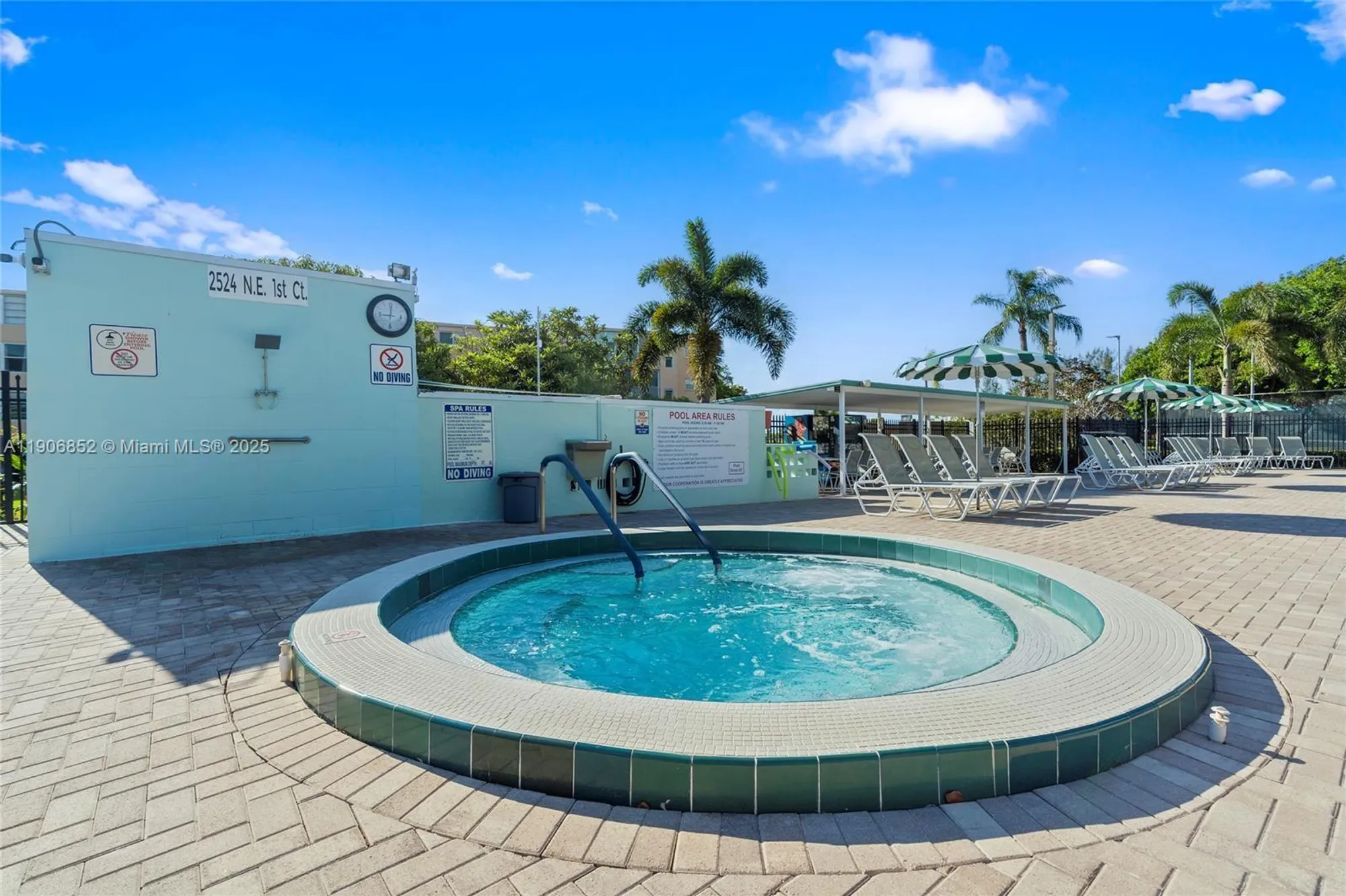 Property Slideshow image 17 of 23 | 2520 ne 1st ct apt 204, Boynton Beach, FL, 33435