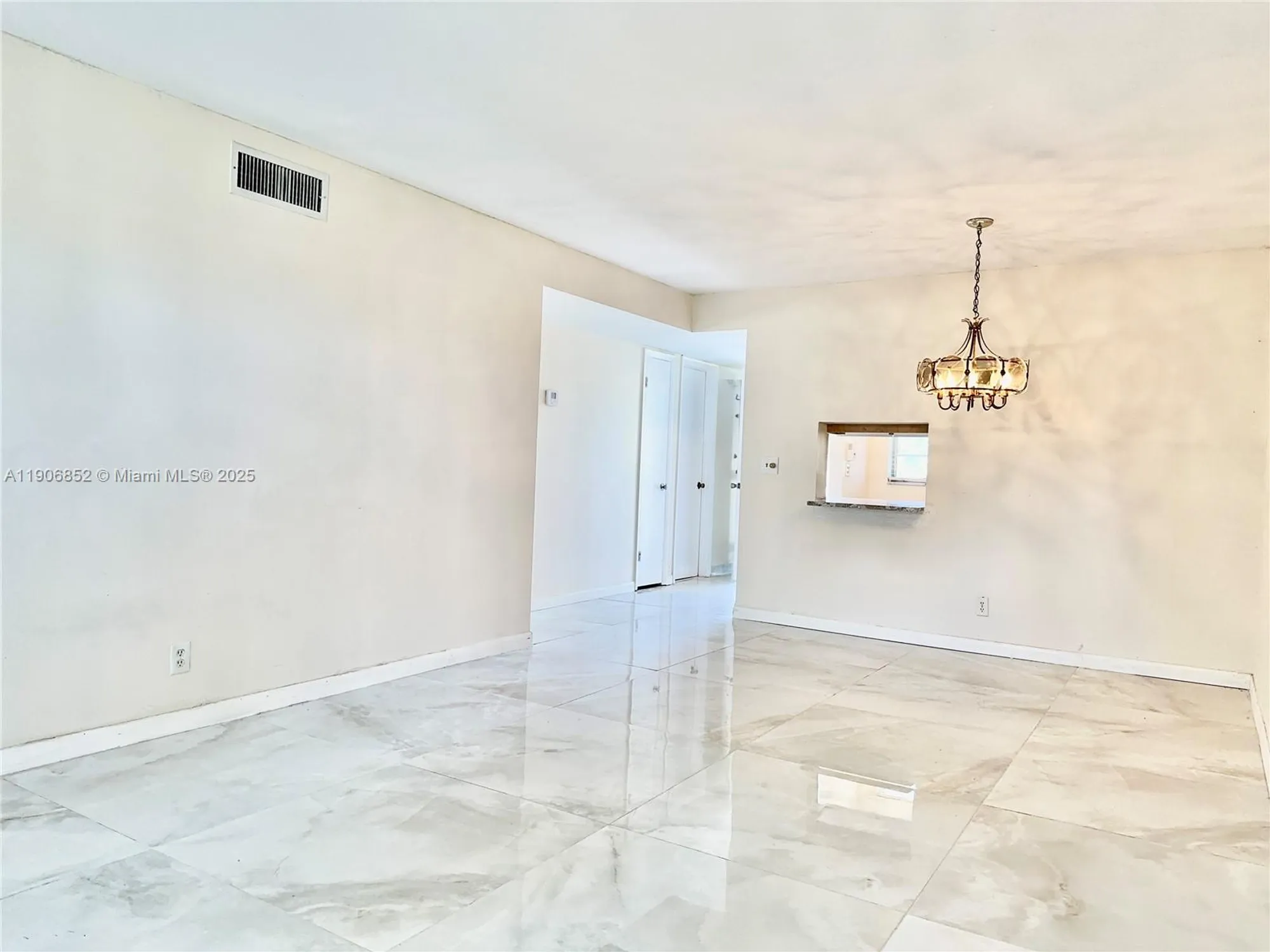 Property Slideshow image 7 of 23 | 2520 ne 1st ct apt 204, Boynton Beach, FL, 33435