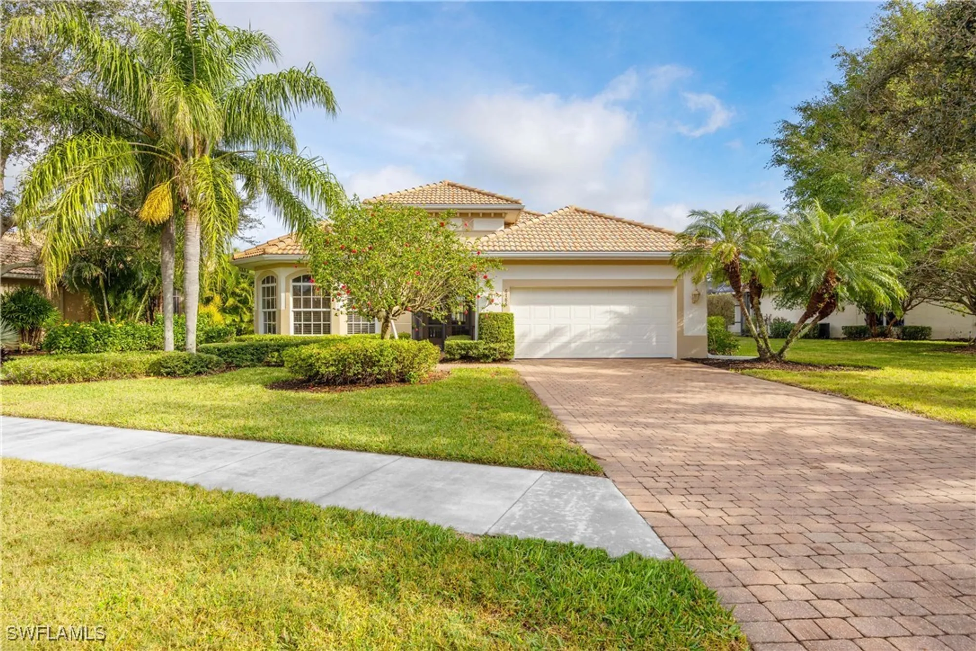 Property Slideshow image 1 of 43 | 6786 bent grass dr, Naples, FL, 34113