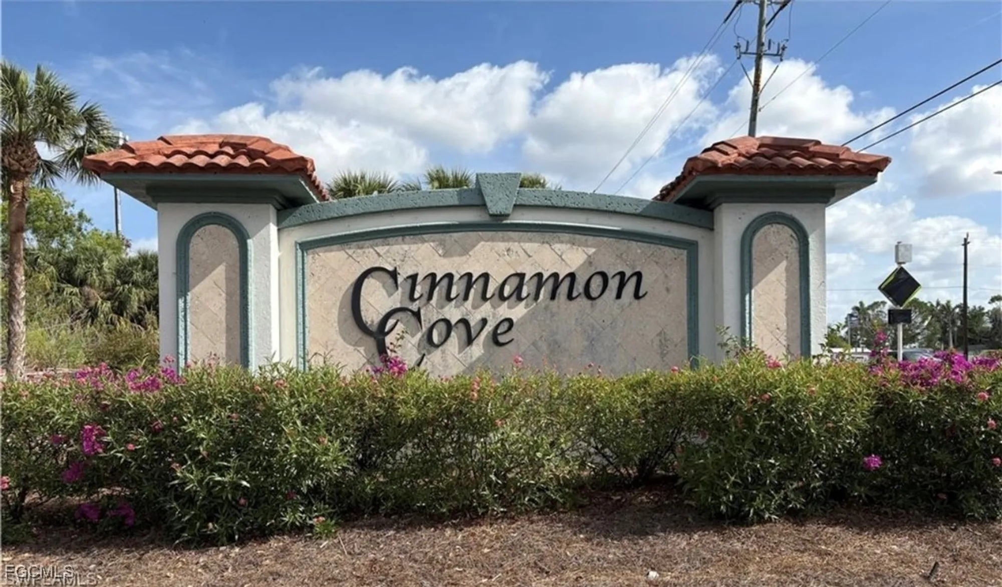 Property Slideshow image 30 of 41 | 11170 caravel cir 210, Fort Myers, FL, 33908