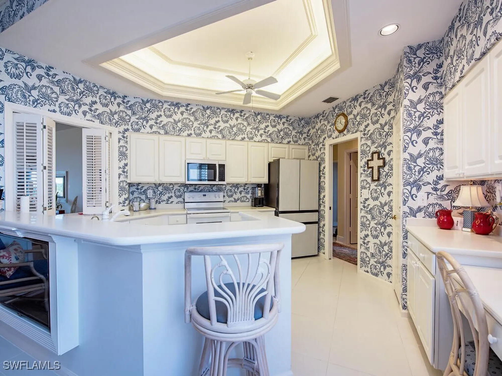 Property Slideshow image 8 of 17 | 8440 abbington cir d35, Naples, FL, 34108