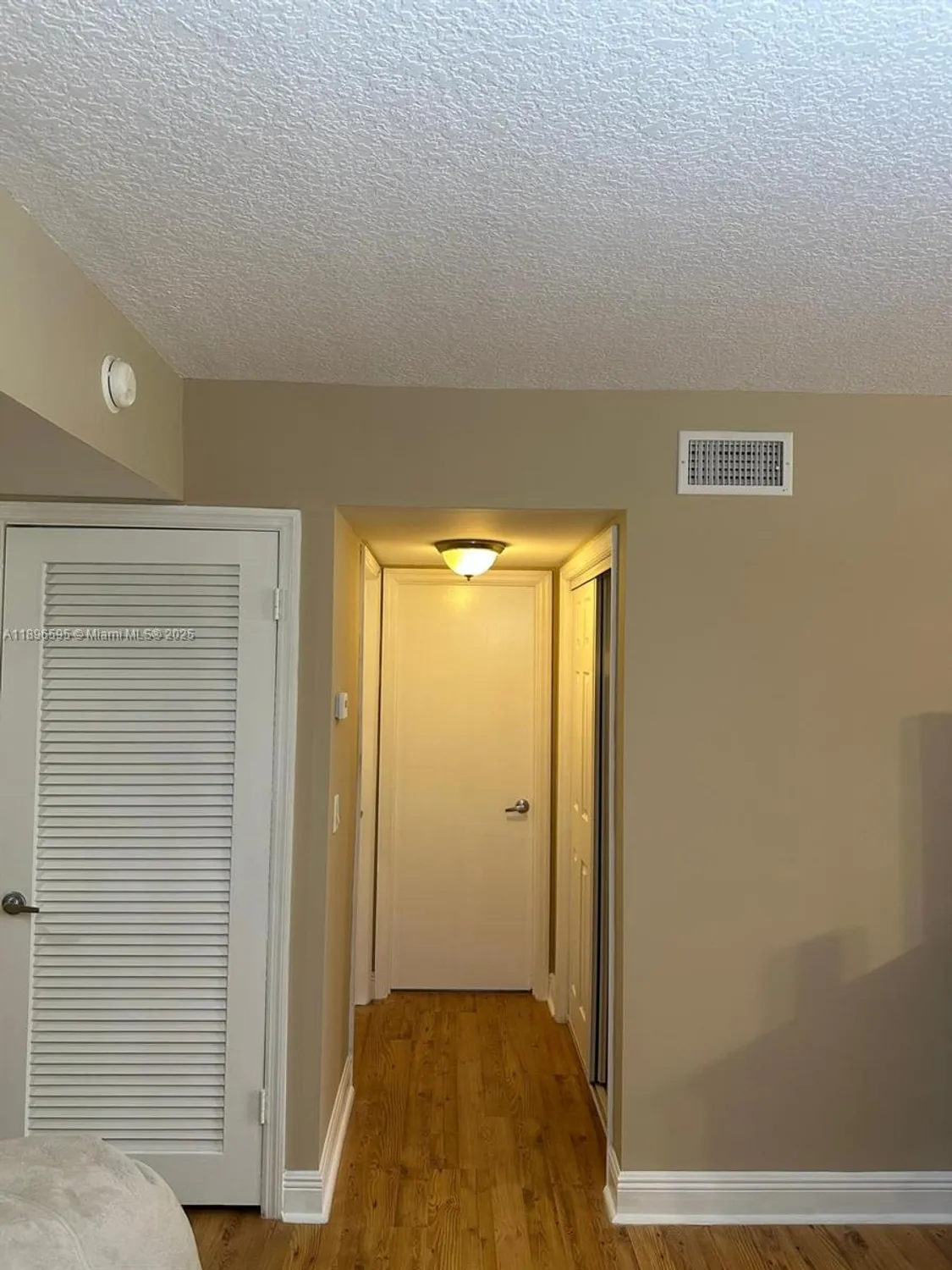 Property Slideshow image 36 of 87 | 9848 marina blvd apt 811, Boca Raton, FL, 33428