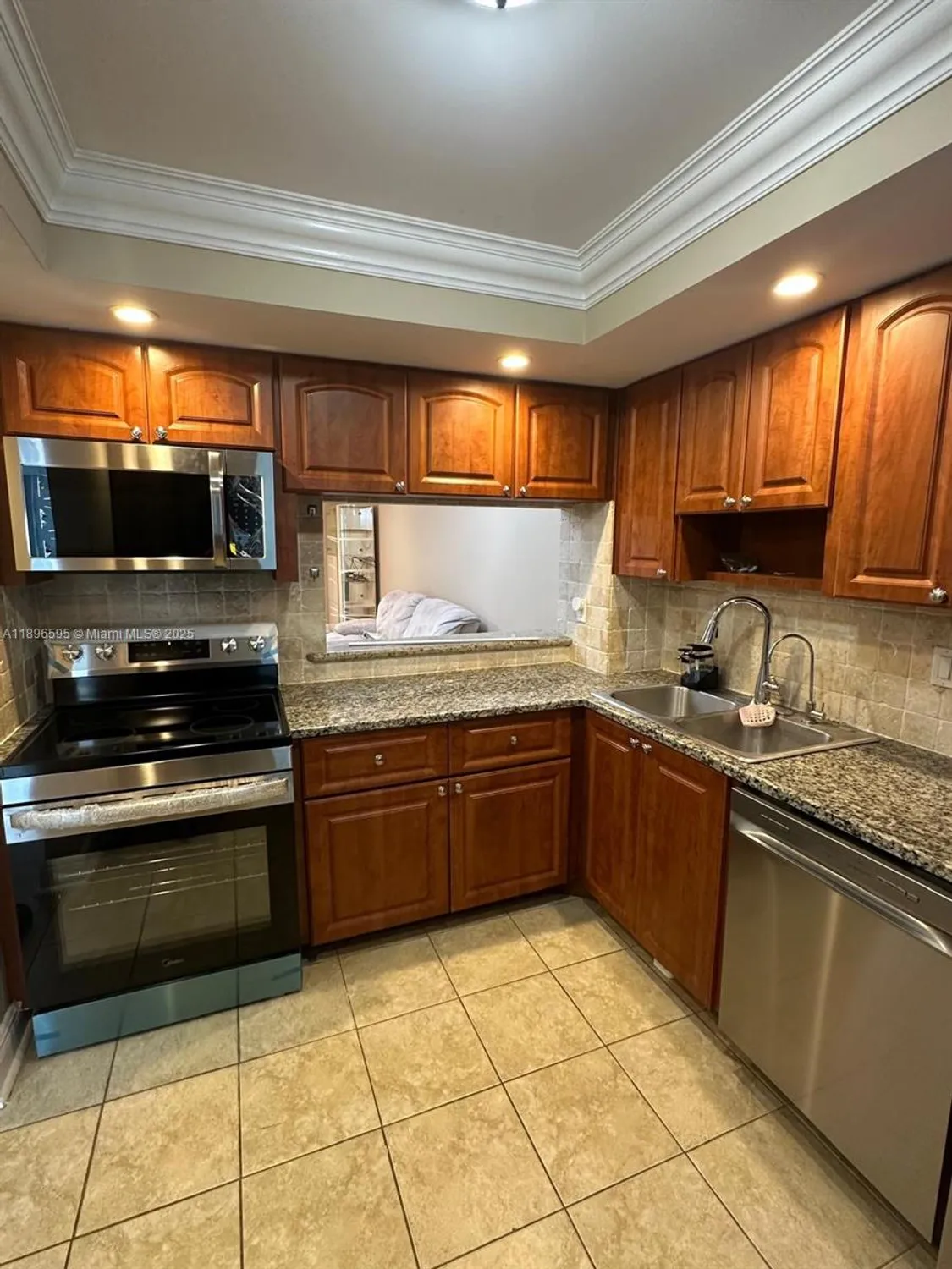 Property Slideshow image 7 of 87 | 9848 marina blvd apt 811, Boca Raton, FL, 33428