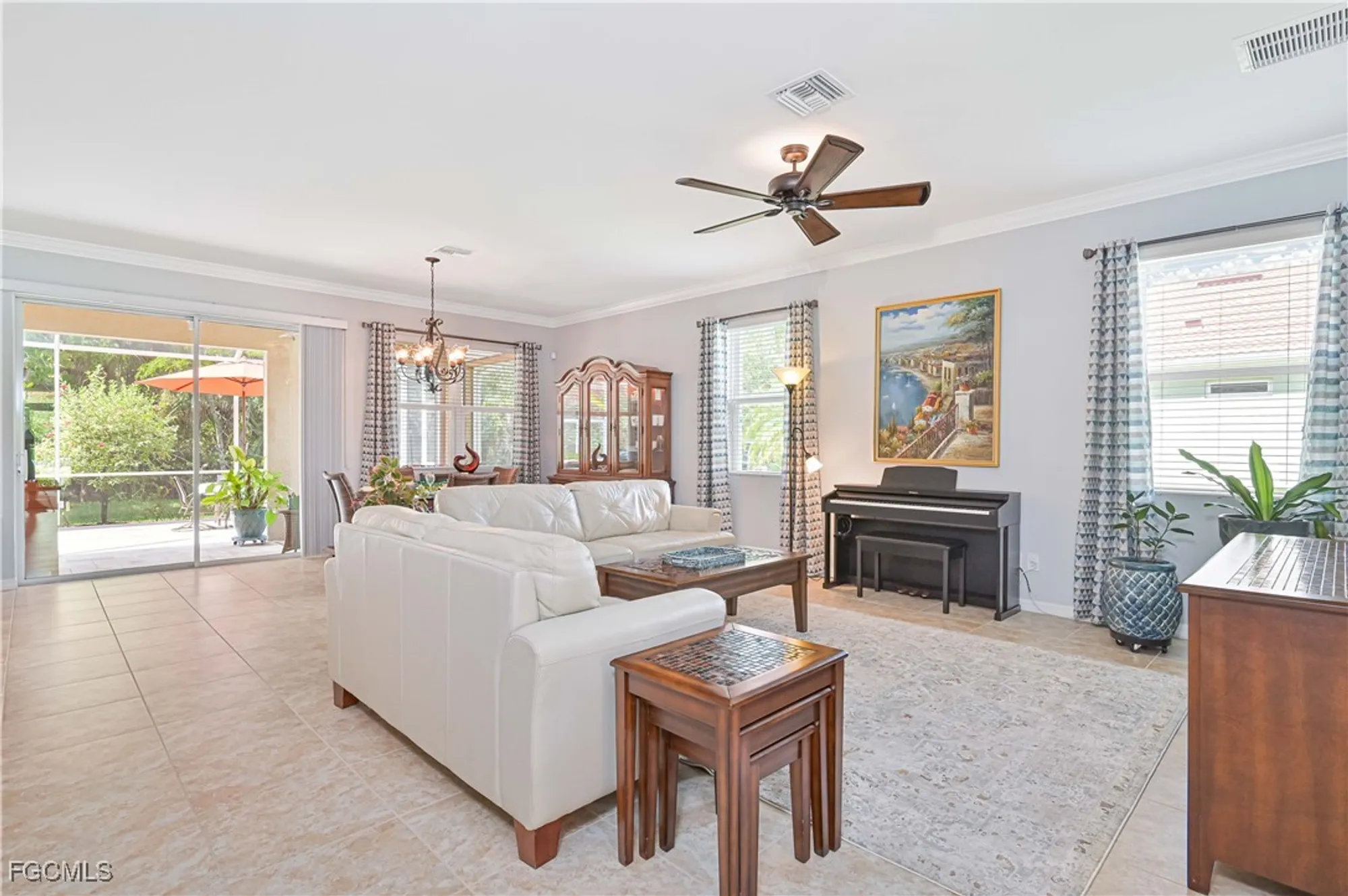 Property Slideshow image 13 of 43 | 3149 apple blossom dr, Alva, FL, 33920