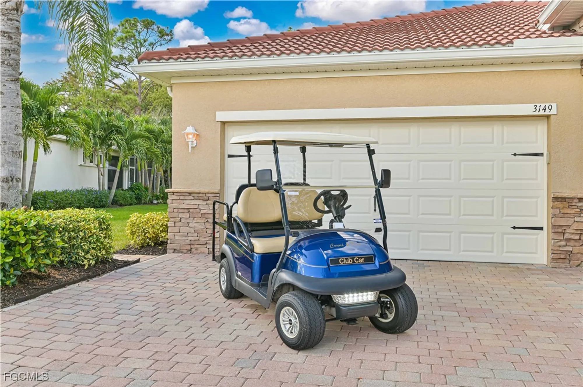 Property Slideshow image 4 of 43 | 3149 apple blossom dr, Alva, FL, 33920