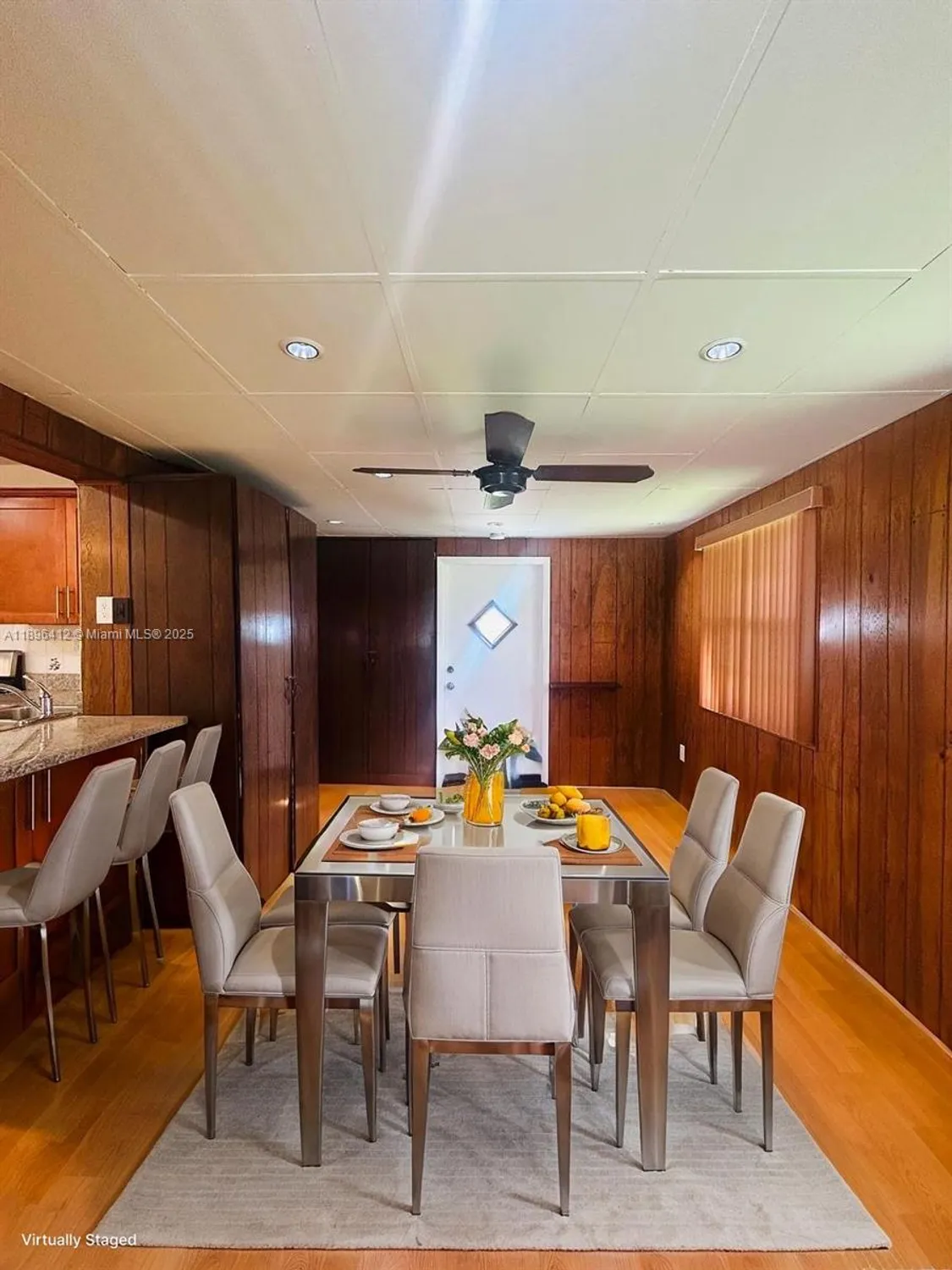 Property Slideshow image 4 of 19 | 4804 nw 50th ct, Tamarac, FL, 33319