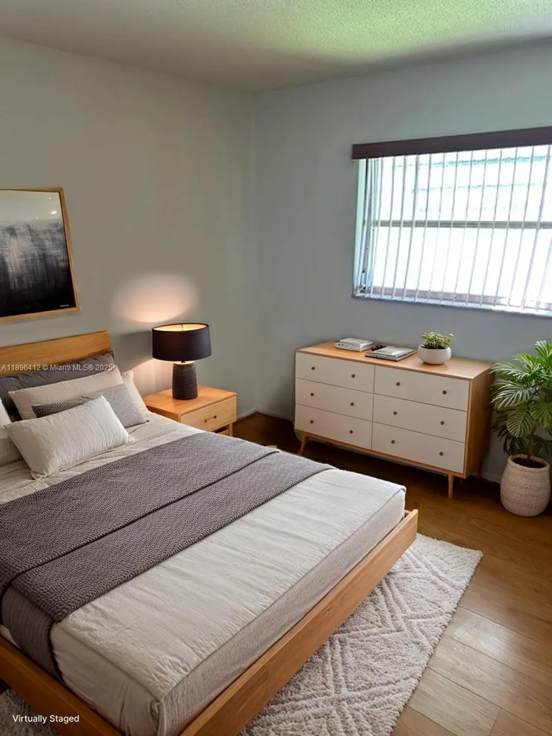 Property Slideshow image 7 of 19 | 4804 nw 50th ct, Tamarac, FL, 33319