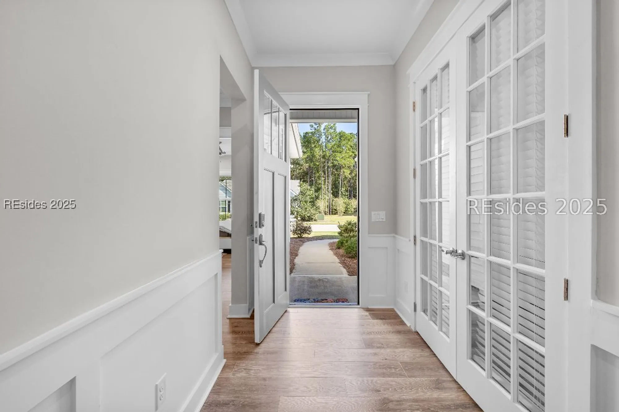 Property Slideshow image 4 of 50 | 46 carolina oaks ave, Bluffton, SC, 29909