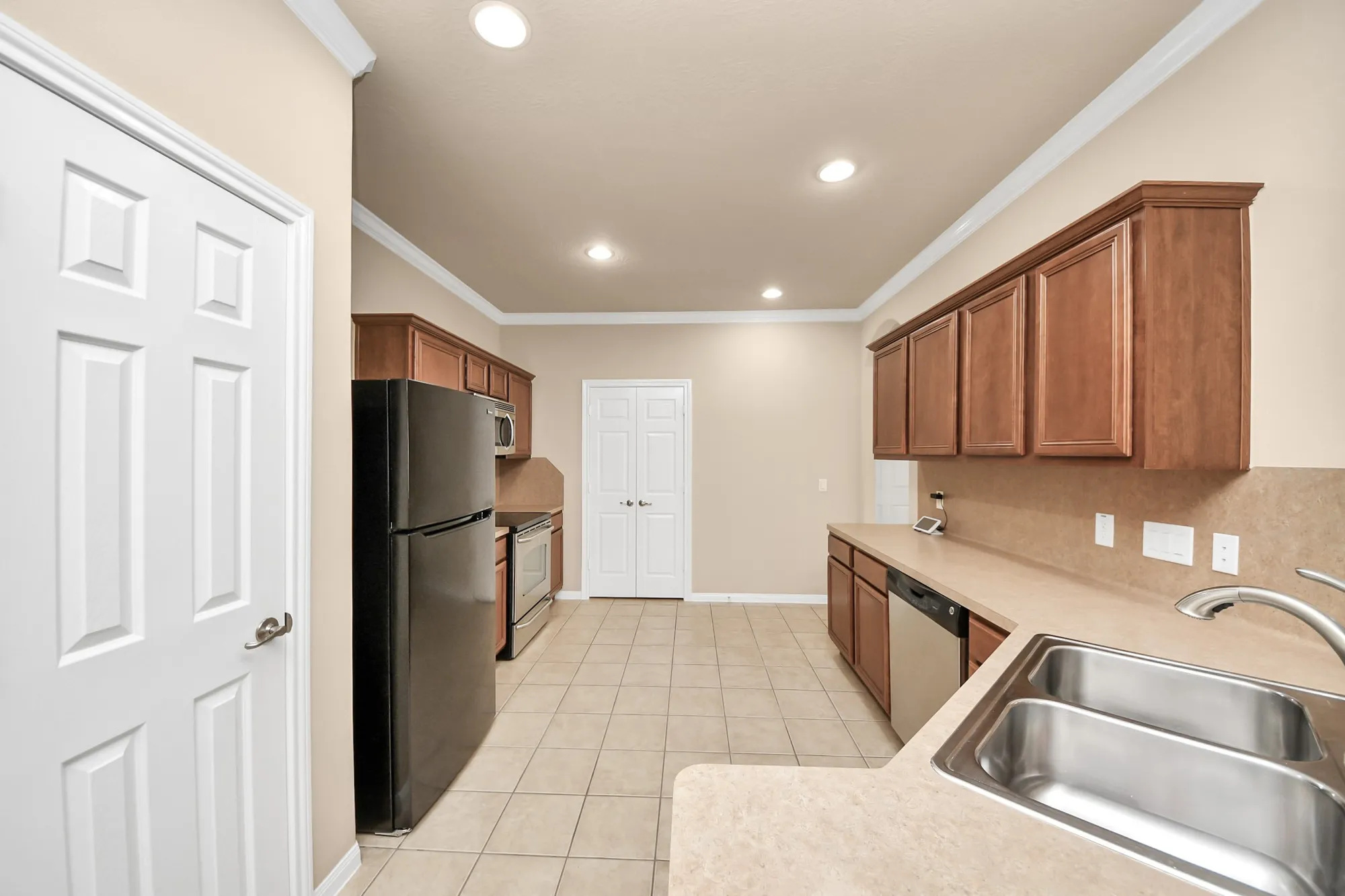 Property Slideshow image 24 of 37 | 25218 aspenlodge ln, Katy, TX, 77494