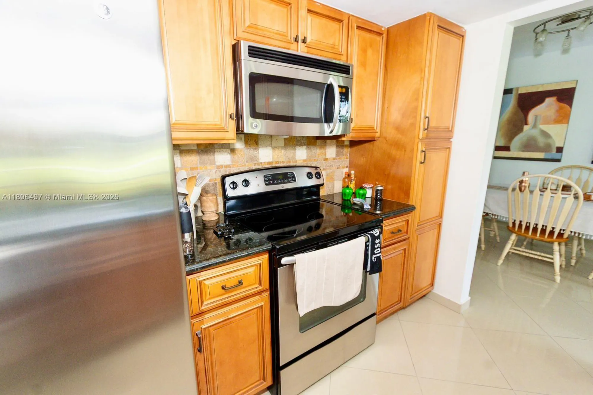 Property Slideshow image 20 of 35 | 4518 nw 45th ct, Tamarac, FL, 33319