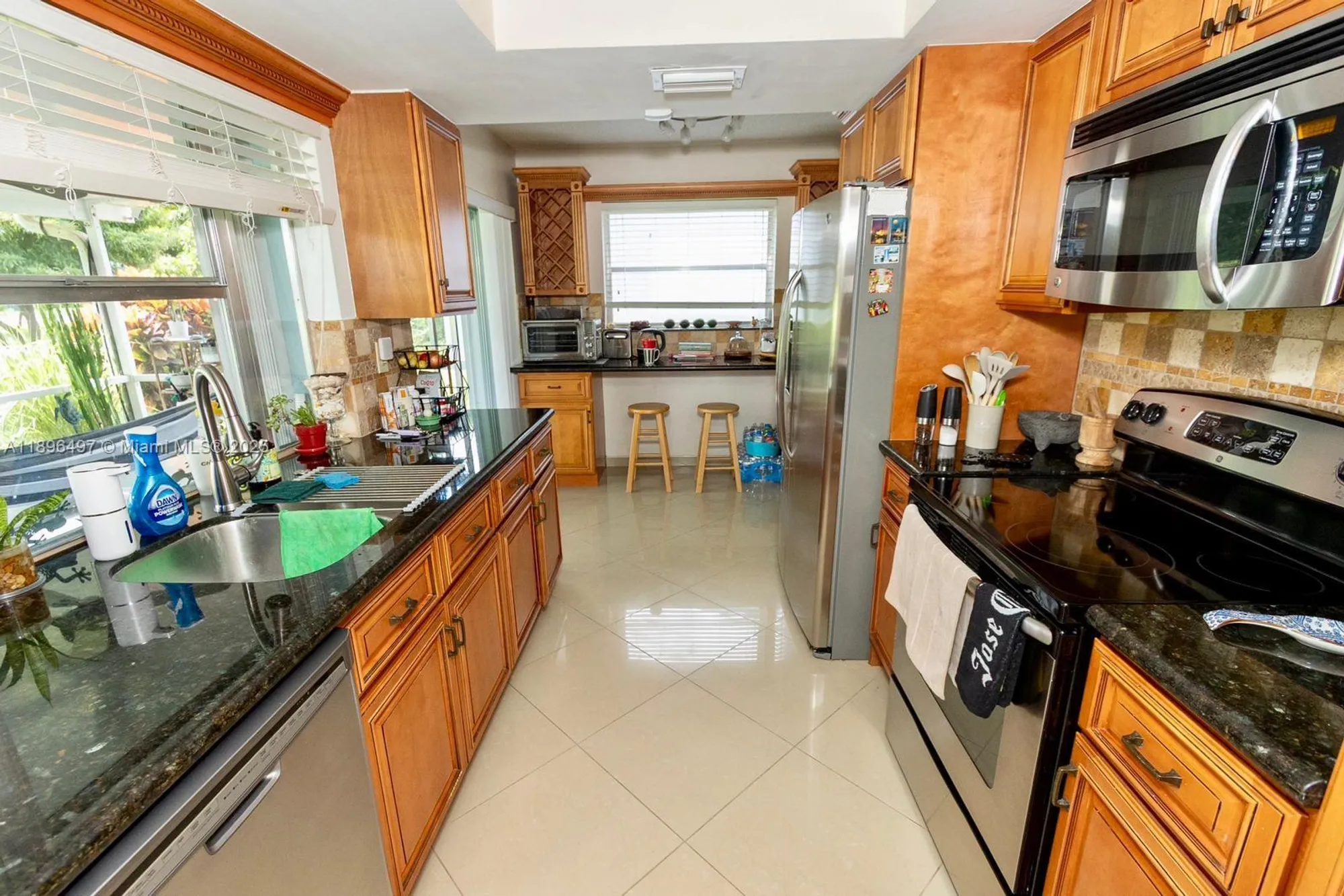 Property Slideshow image 23 of 35 | 4518 nw 45th ct, Tamarac, FL, 33319