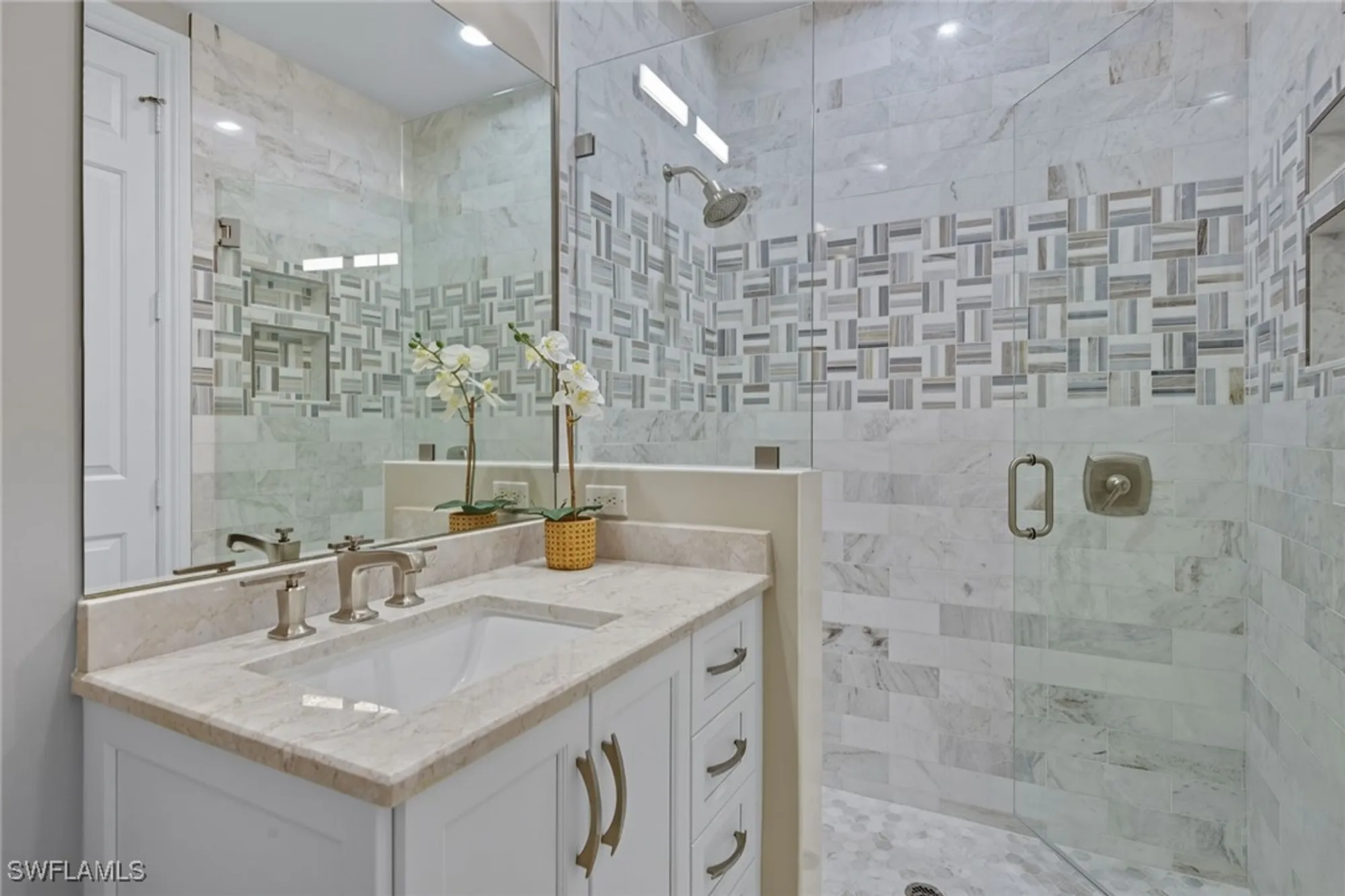 Property Slideshow image 19 of 47 | 3705 montreux ln 104, Naples, FL, 34114