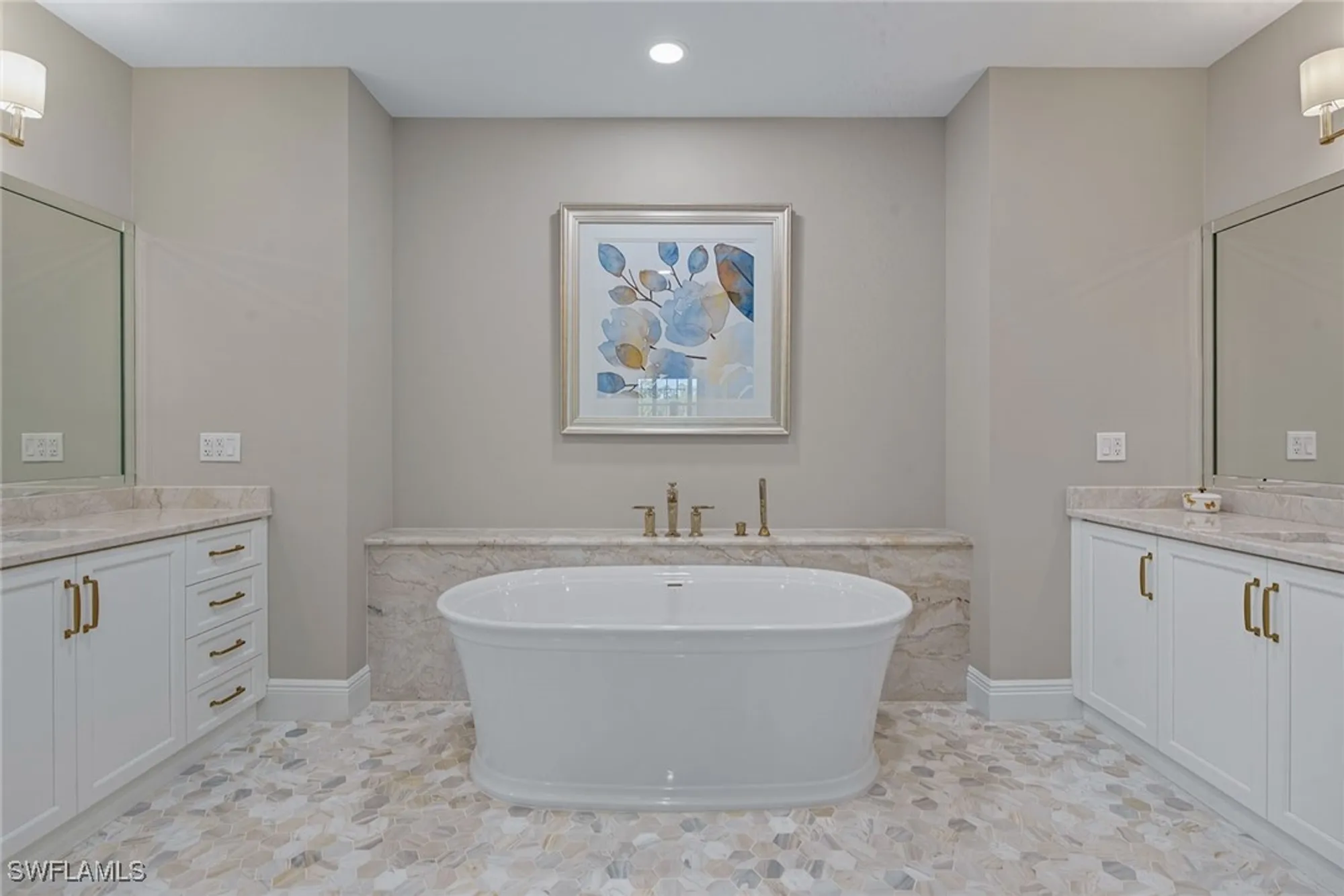 Property Slideshow image 13 of 47 | 3705 montreux ln 104, Naples, FL, 34114