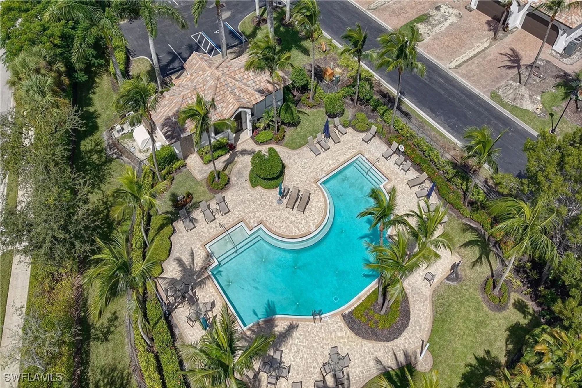 Property Slideshow image 31 of 47 | 3705 montreux ln 104, Naples, FL, 34114