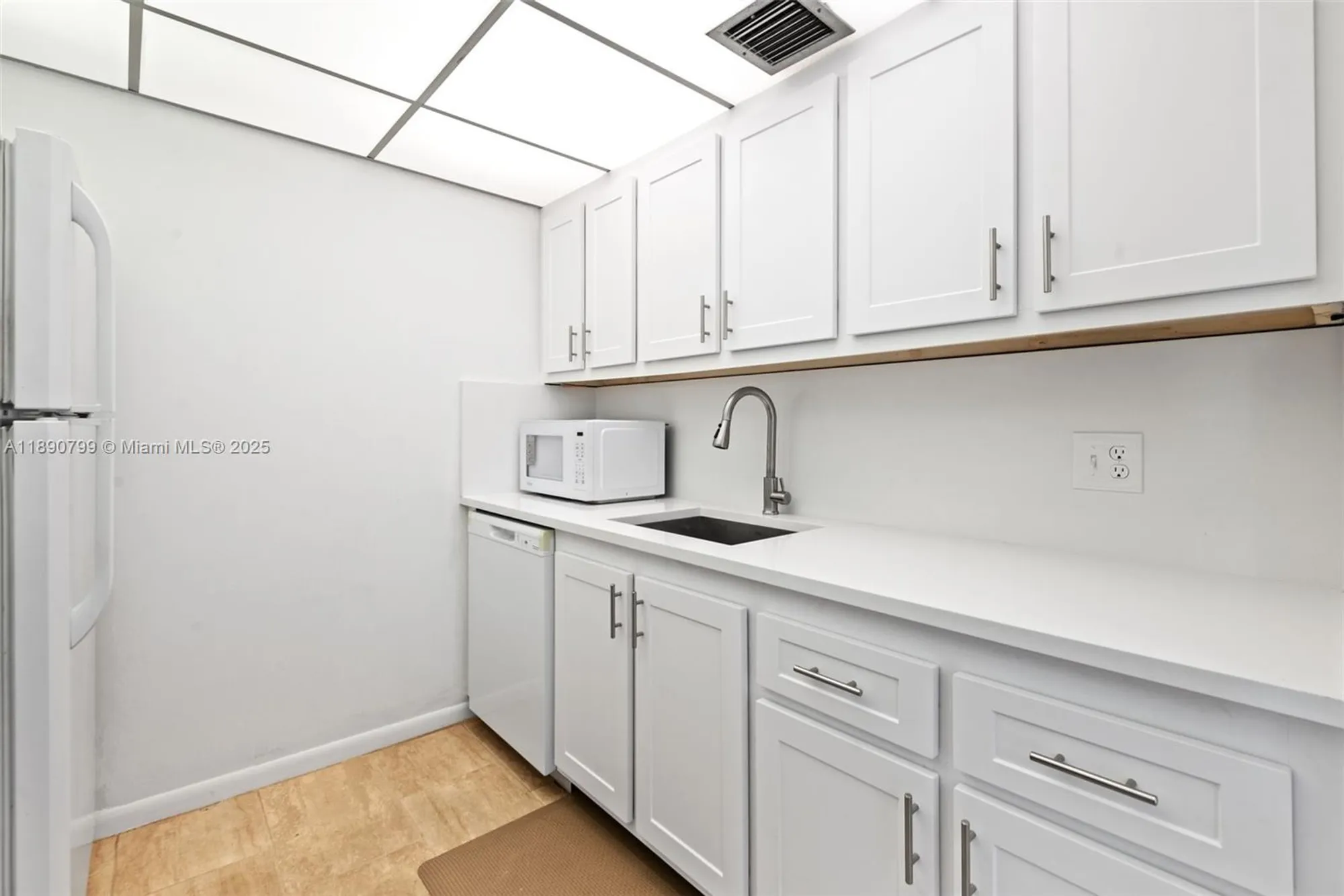 Property Slideshow image 15 of 26 | 13255 sw 9th ct 211g, Pembroke Pines, FL, 33027