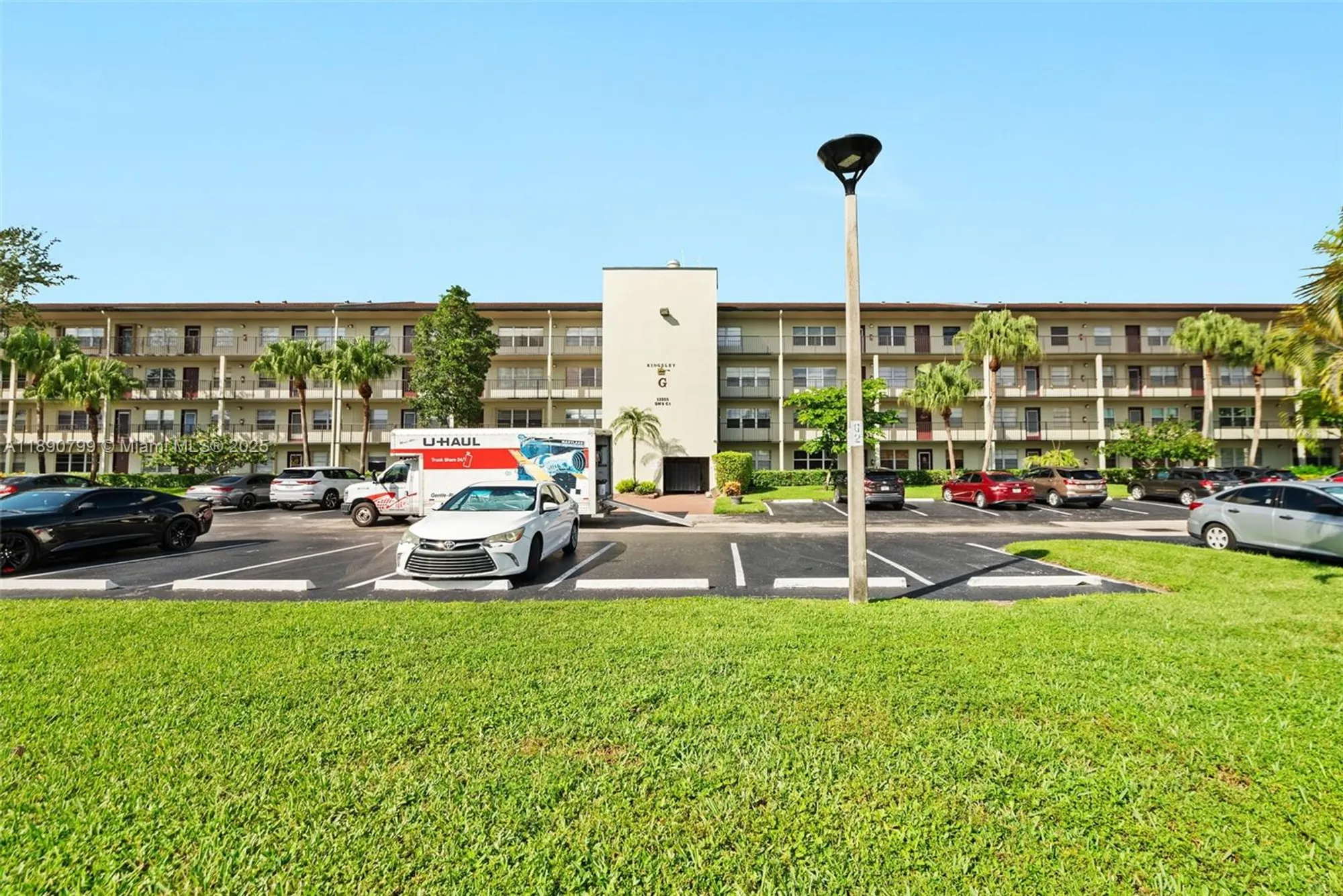 Property Slideshow image 2 of 26 | 13255 sw 9th ct 211g, Pembroke Pines, FL, 33027