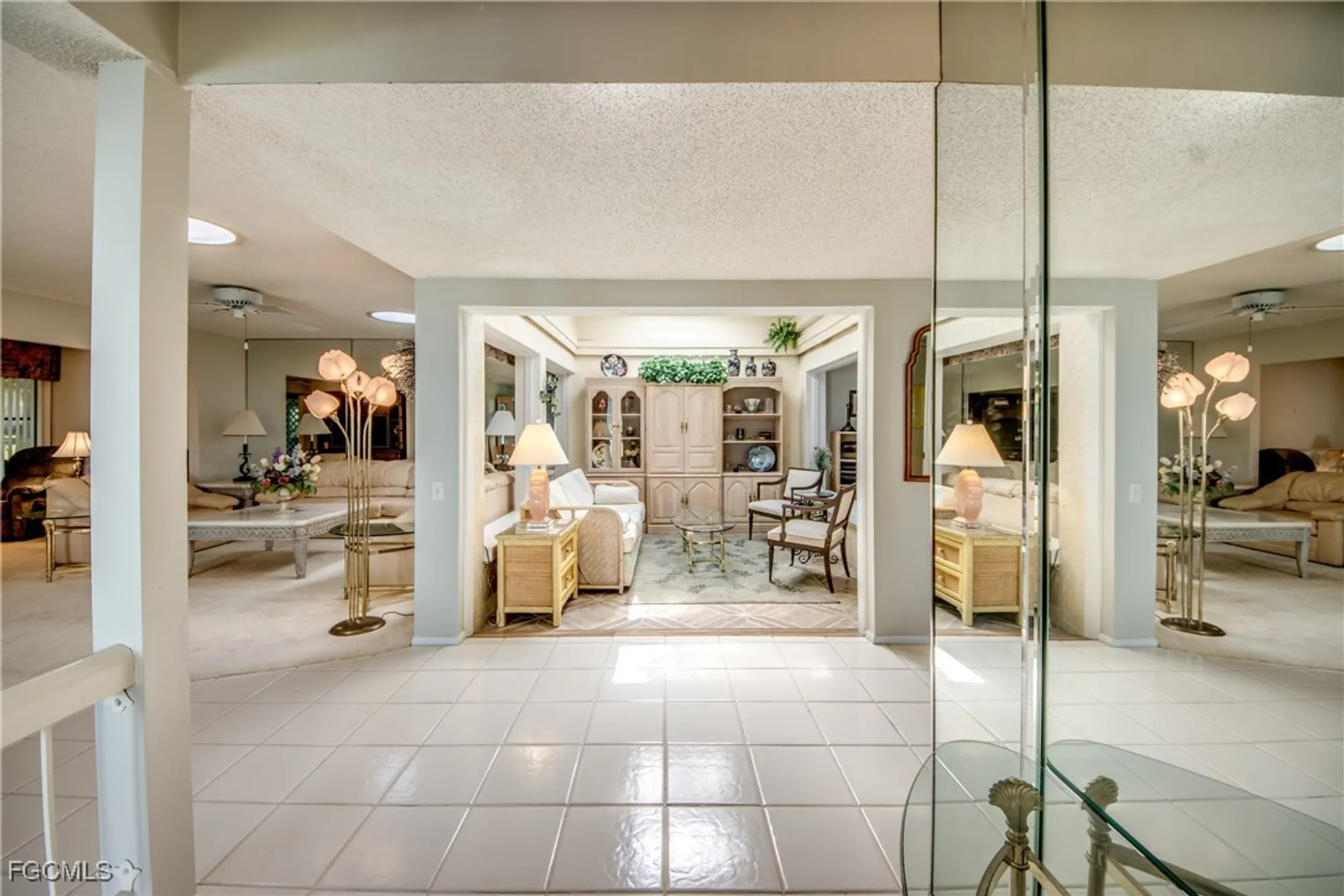 Property Slideshow image 3 of 44 | 1792 pine glade cir, Fort Myers, FL, 33907