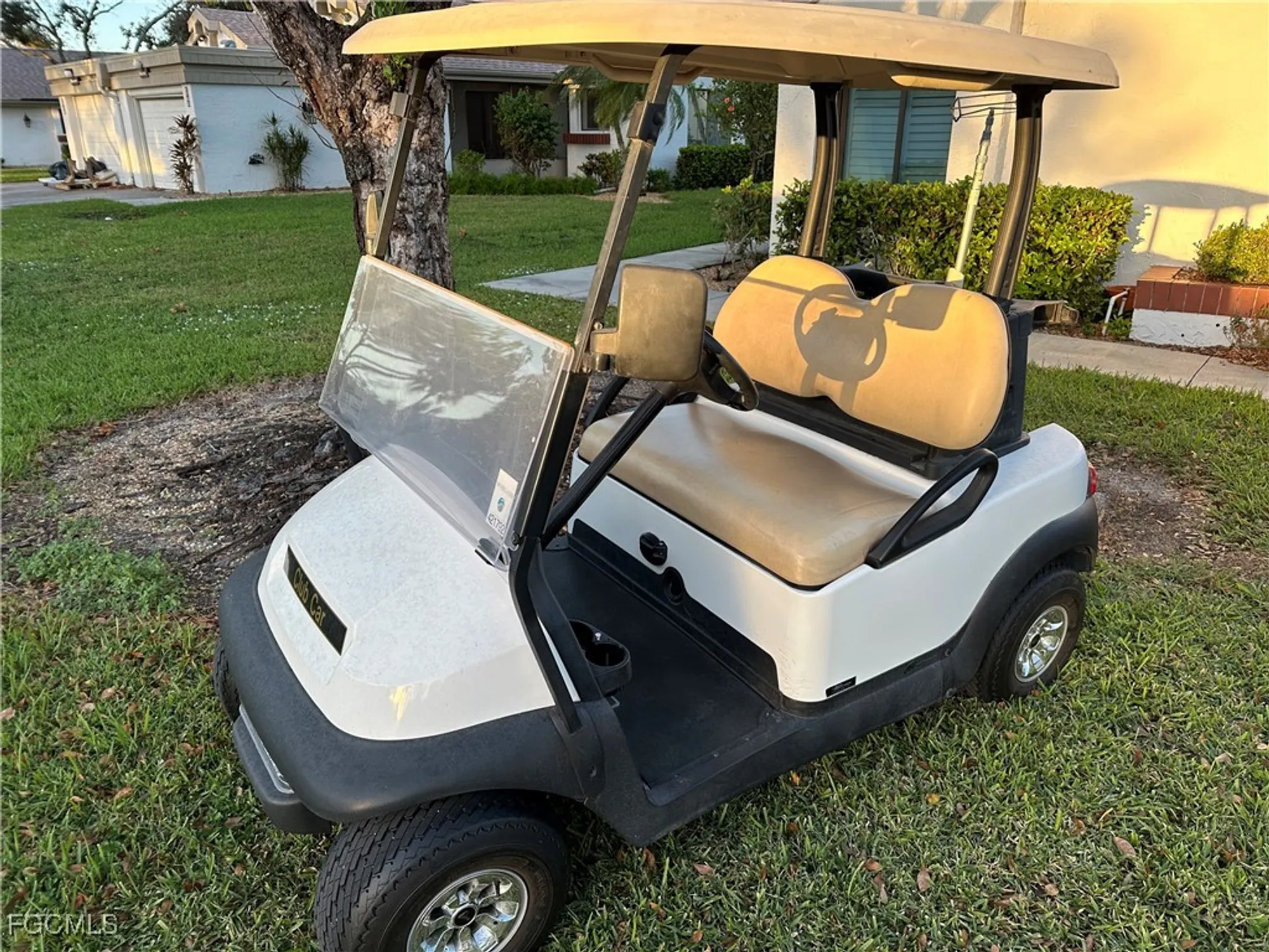 Property Slideshow image 33 of 44 | 1792 pine glade cir, Fort Myers, FL, 33907