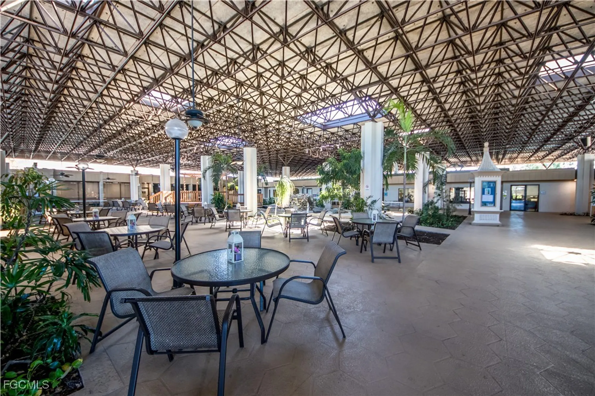 Property Slideshow image 41 of 44 | 1792 pine glade cir, Fort Myers, FL, 33907