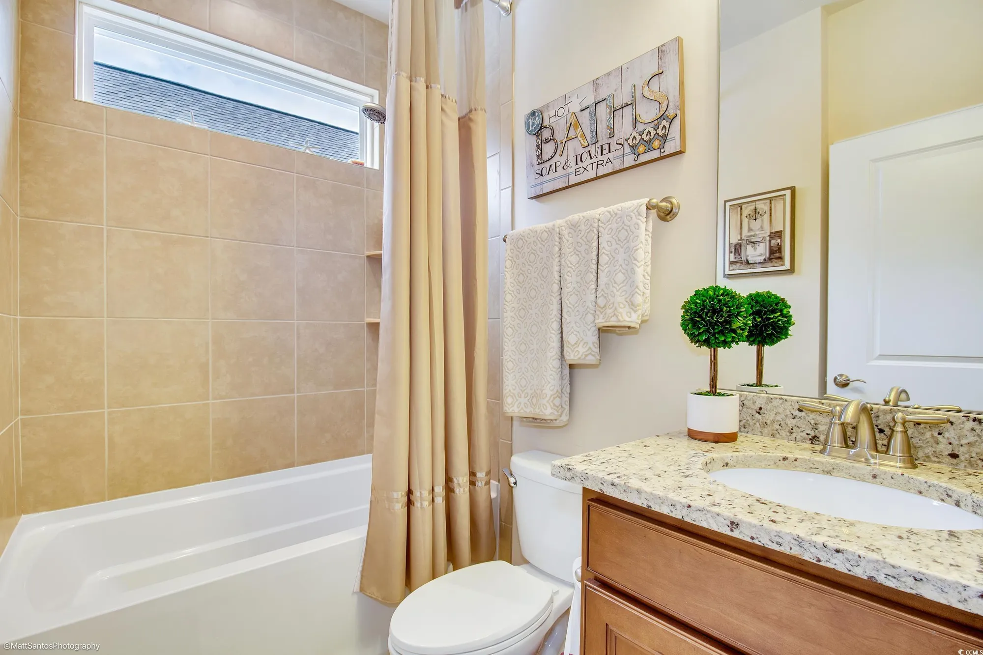 Property Slideshow image 16 of 39 | 1126 prescott cir, Myrtle Beach, SC, 29577