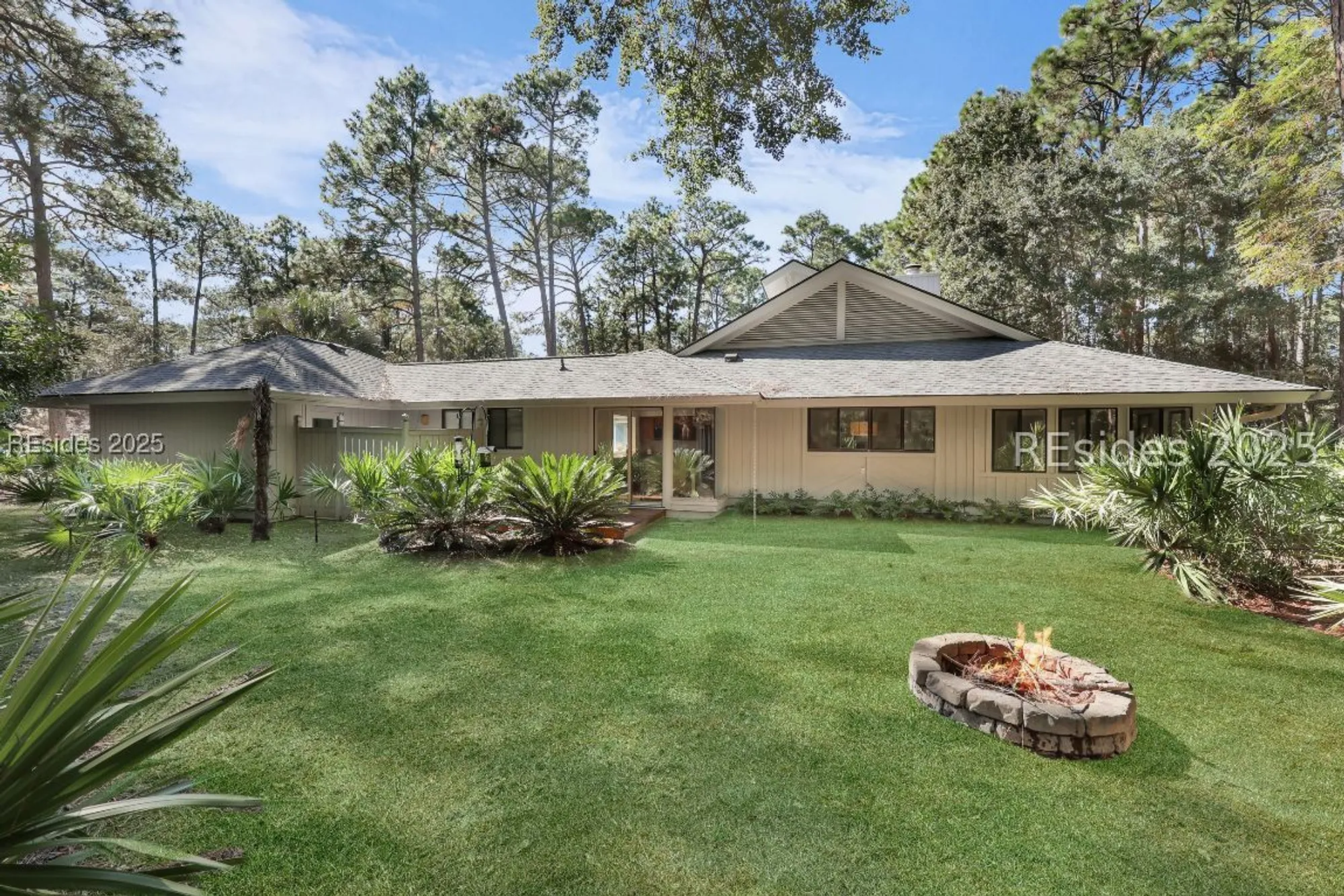 Property Slideshow image 45 of 60 | 22 headlands dr, Hilton Head Island, SC, 29926