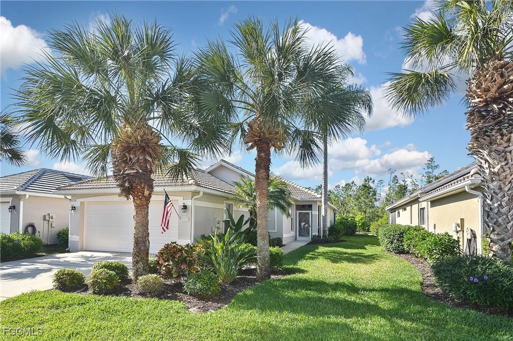Property Slideshow image 1 of 50 | 8156 woodridge pointe dr, Fort Myers, FL, 33912