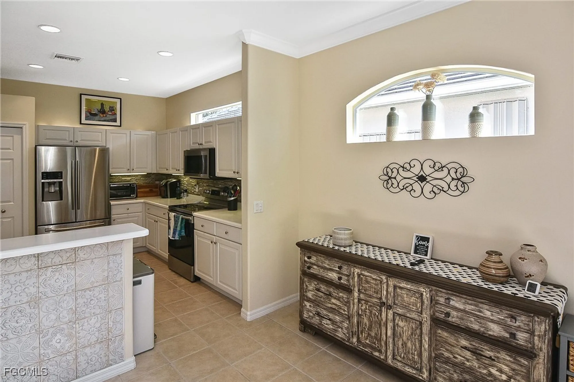 Property Slideshow image 25 of 50 | 8156 woodridge pointe dr, Fort Myers, FL, 33912