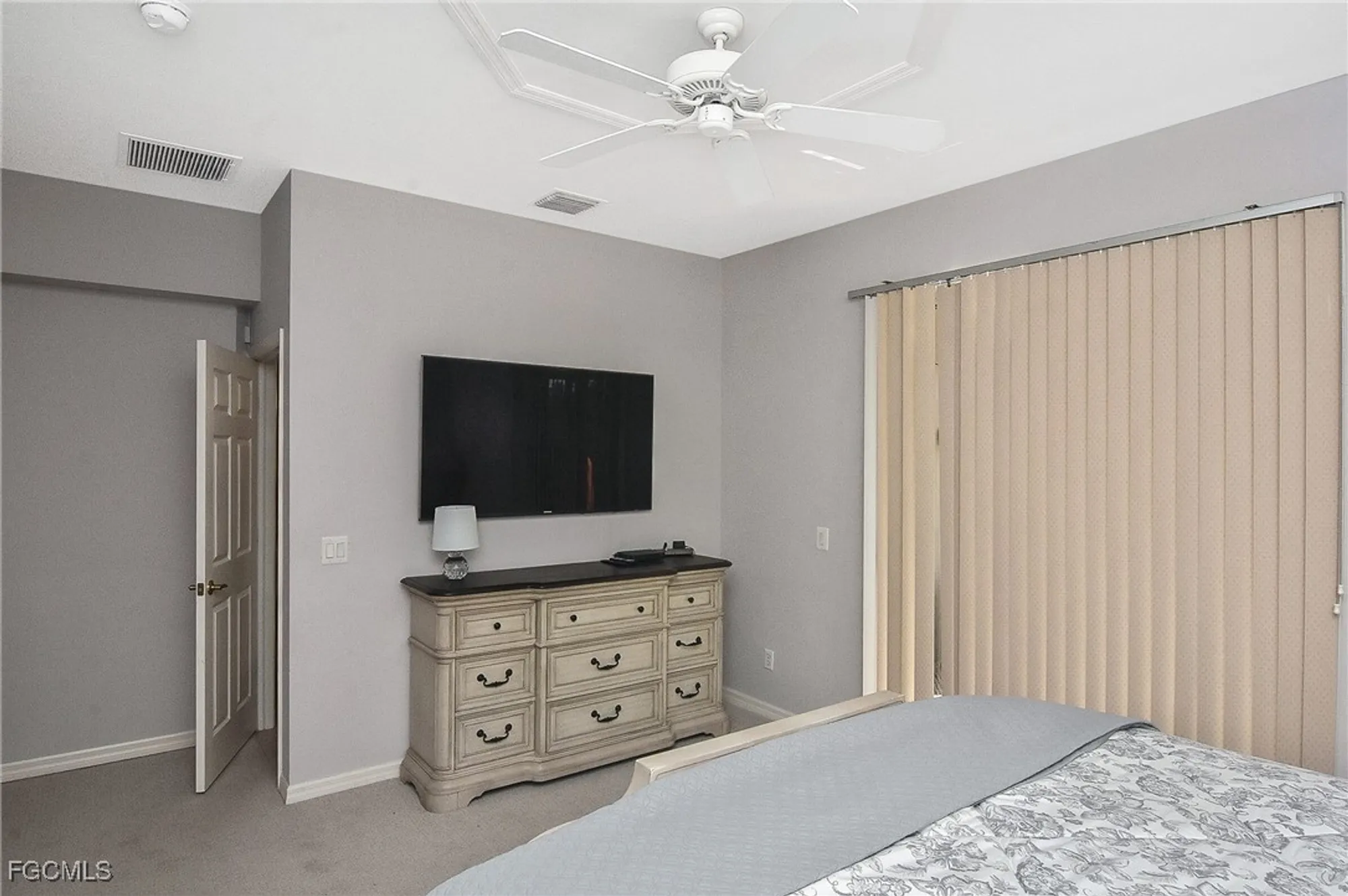 Property Slideshow image 22 of 50 | 8156 woodridge pointe dr, Fort Myers, FL, 33912