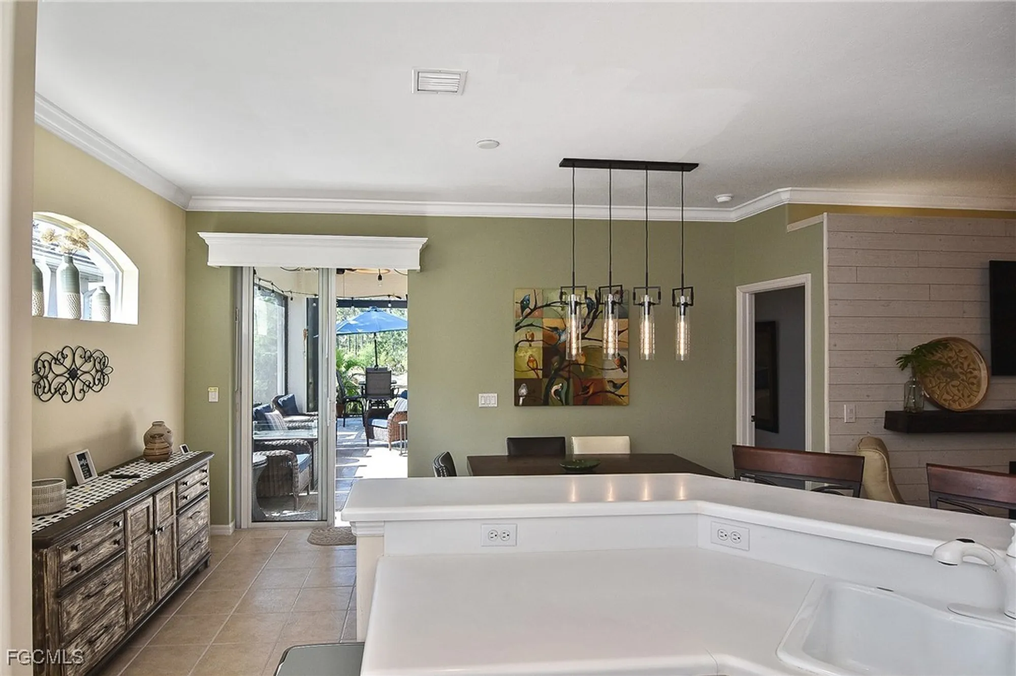 Property Slideshow image 30 of 50 | 8156 woodridge pointe dr, Fort Myers, FL, 33912