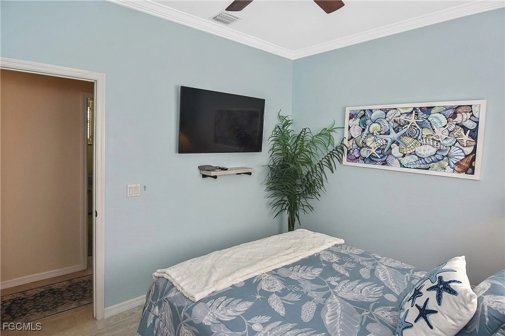 Property Slideshow image 8 of 50 | 8156 woodridge pointe dr, Fort Myers, FL, 33912