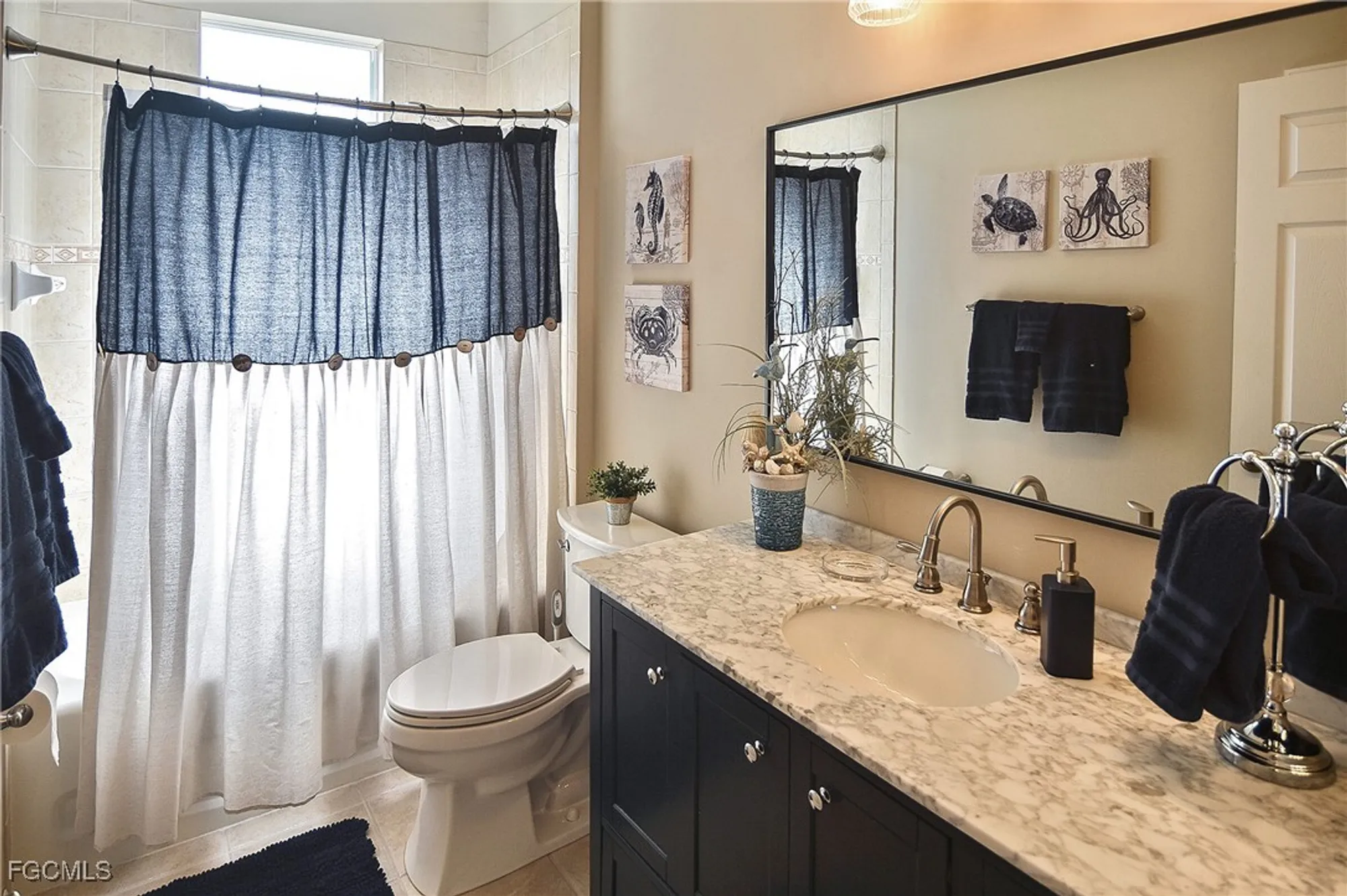 Property Slideshow image 9 of 50 | 8156 woodridge pointe dr, Fort Myers, FL, 33912