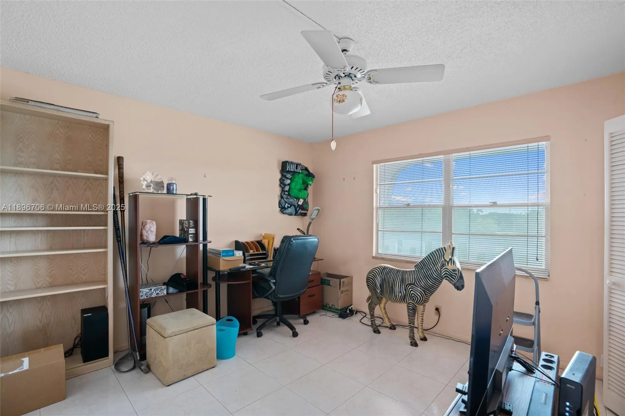Property Slideshow image 10 of 20 | 2802 victoria way k4, Coconut Creek, FL, 33066
