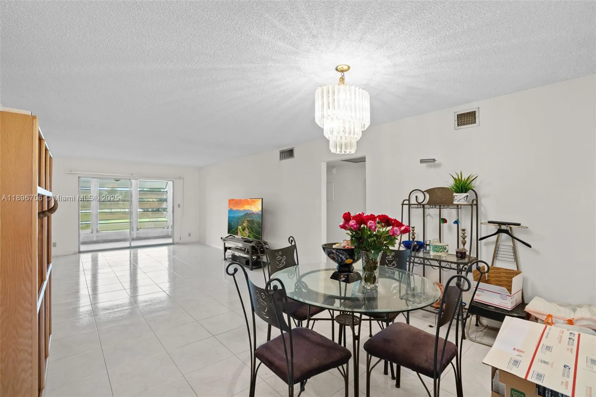 Property Slideshow image 4 of 20 | 2802 victoria way k4, Coconut Creek, FL, 33066