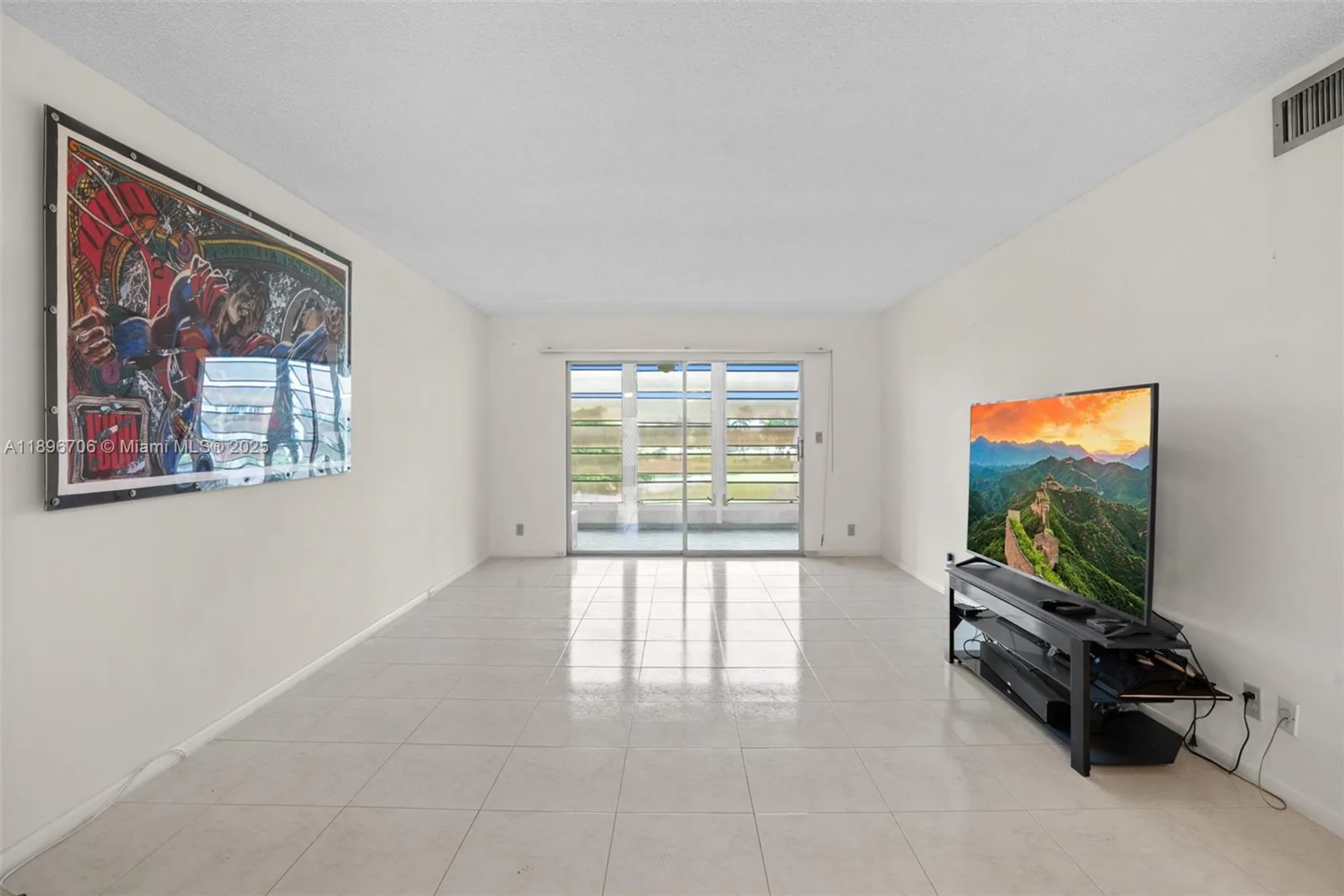 Property Slideshow image 5 of 20 | 2802 victoria way k4, Coconut Creek, FL, 33066