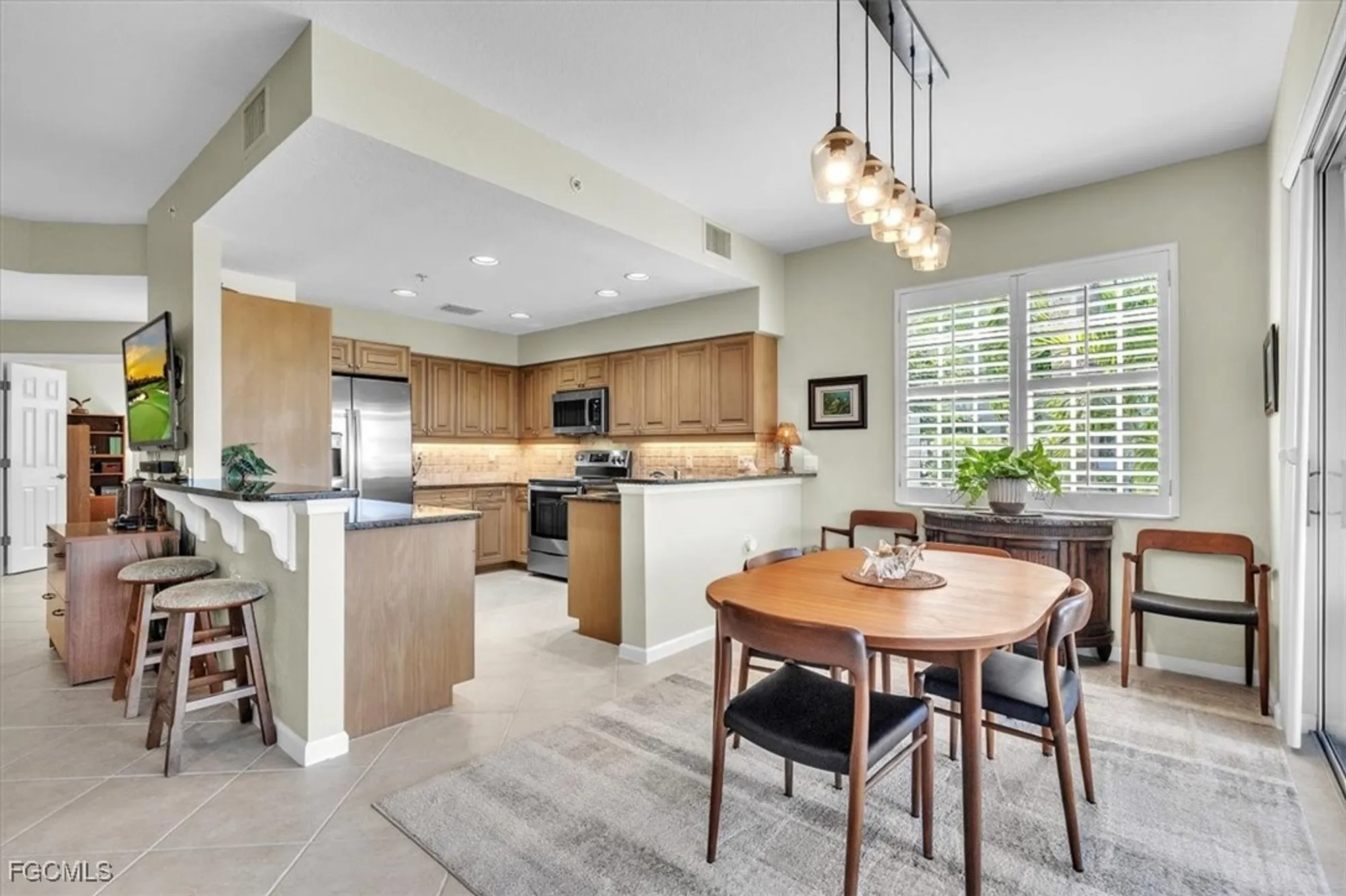 Property Slideshow image 16 of 50 | 3711 pebblebrook ridge ct apt 101, Fort Myers, FL, 33905