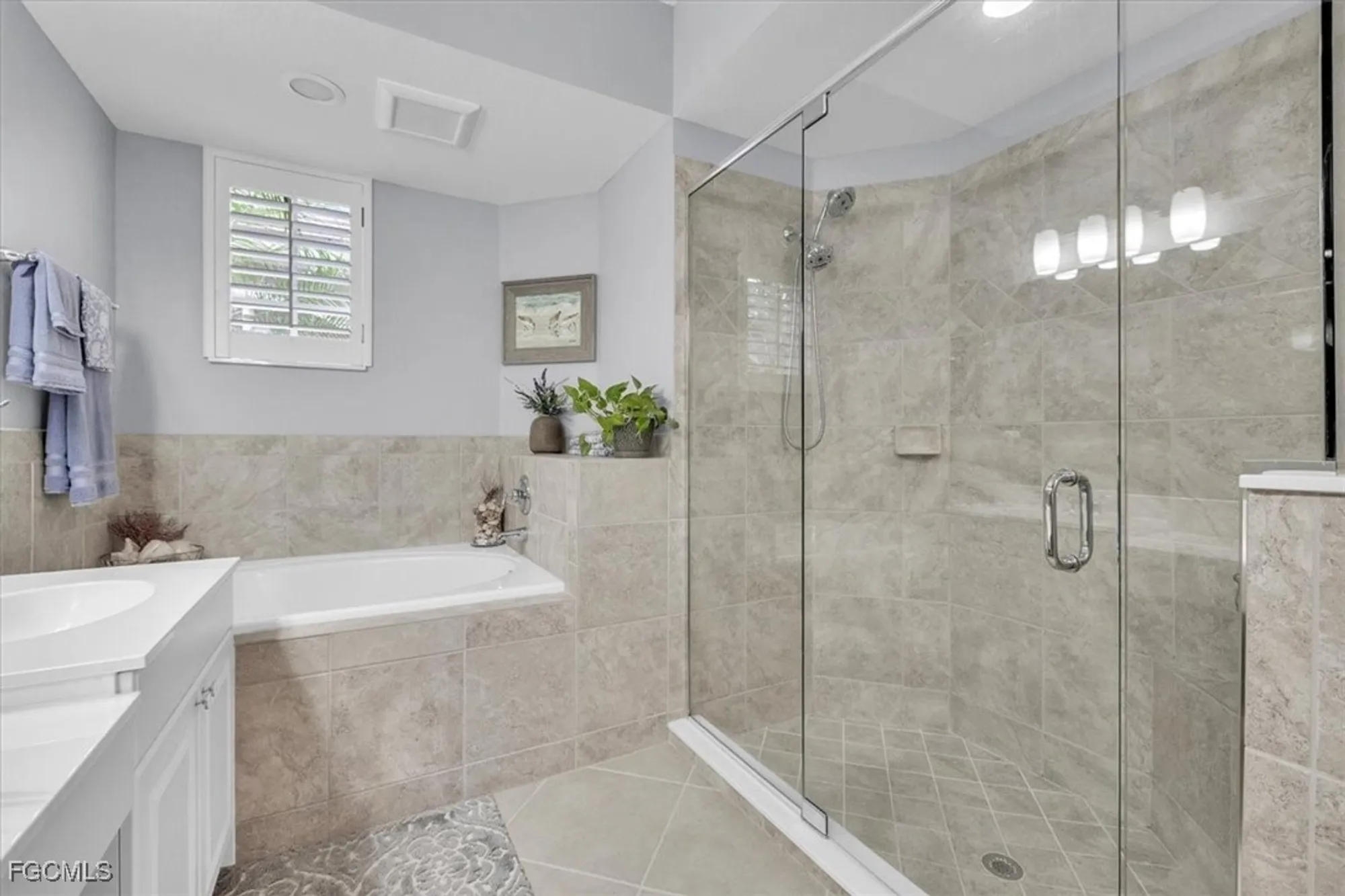 Property Slideshow image 24 of 50 | 3711 pebblebrook ridge ct apt 101, Fort Myers, FL, 33905
