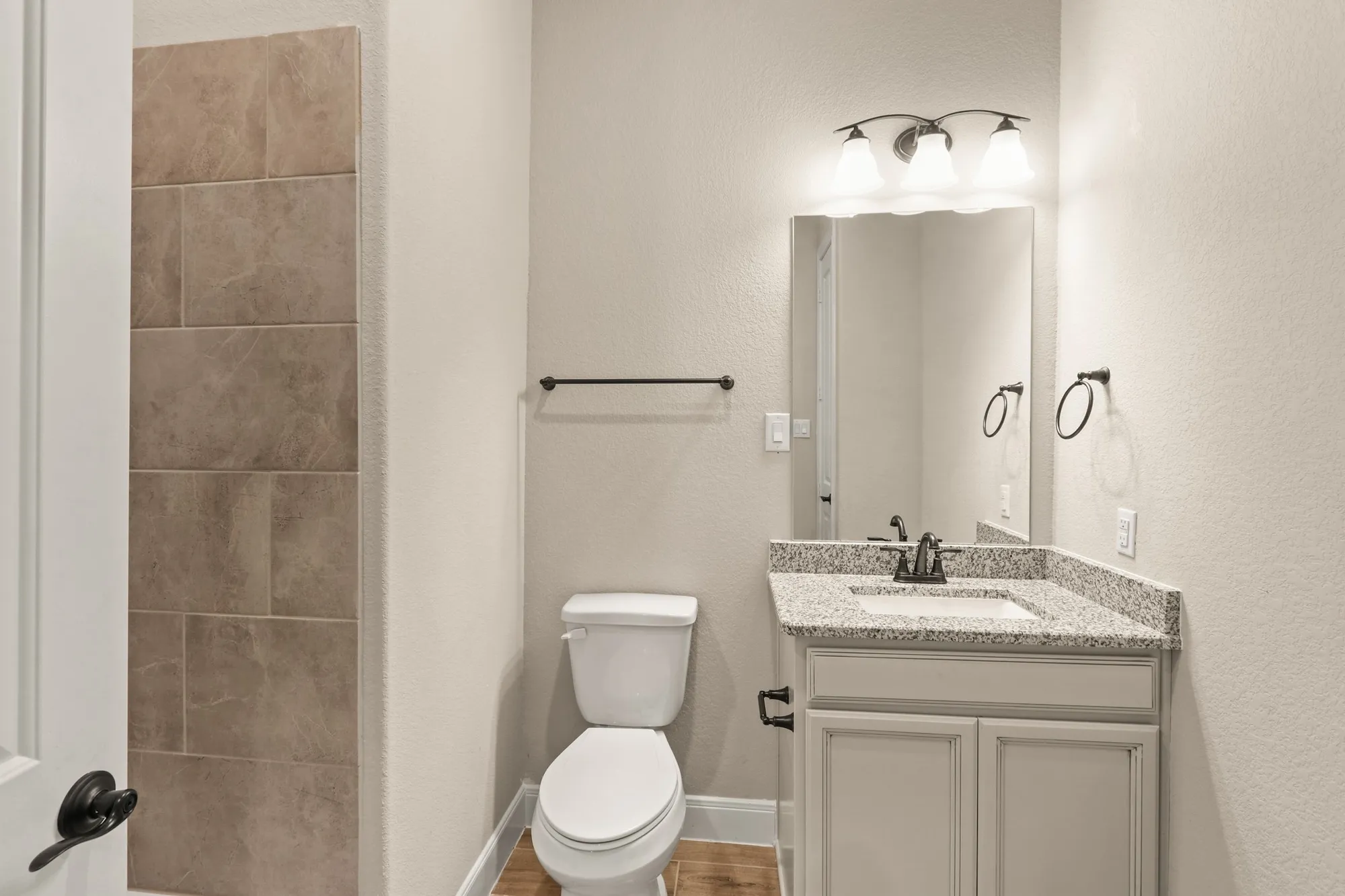 Property Slideshow image 15 of 19 | 9510 turnstone dr, Manvel, TX, 77578