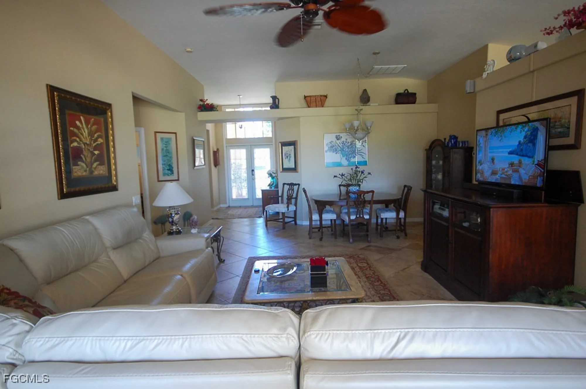 Property Slideshow image 10 of 39 | 14862 crescent cove dr, Fort Myers, FL, 33908