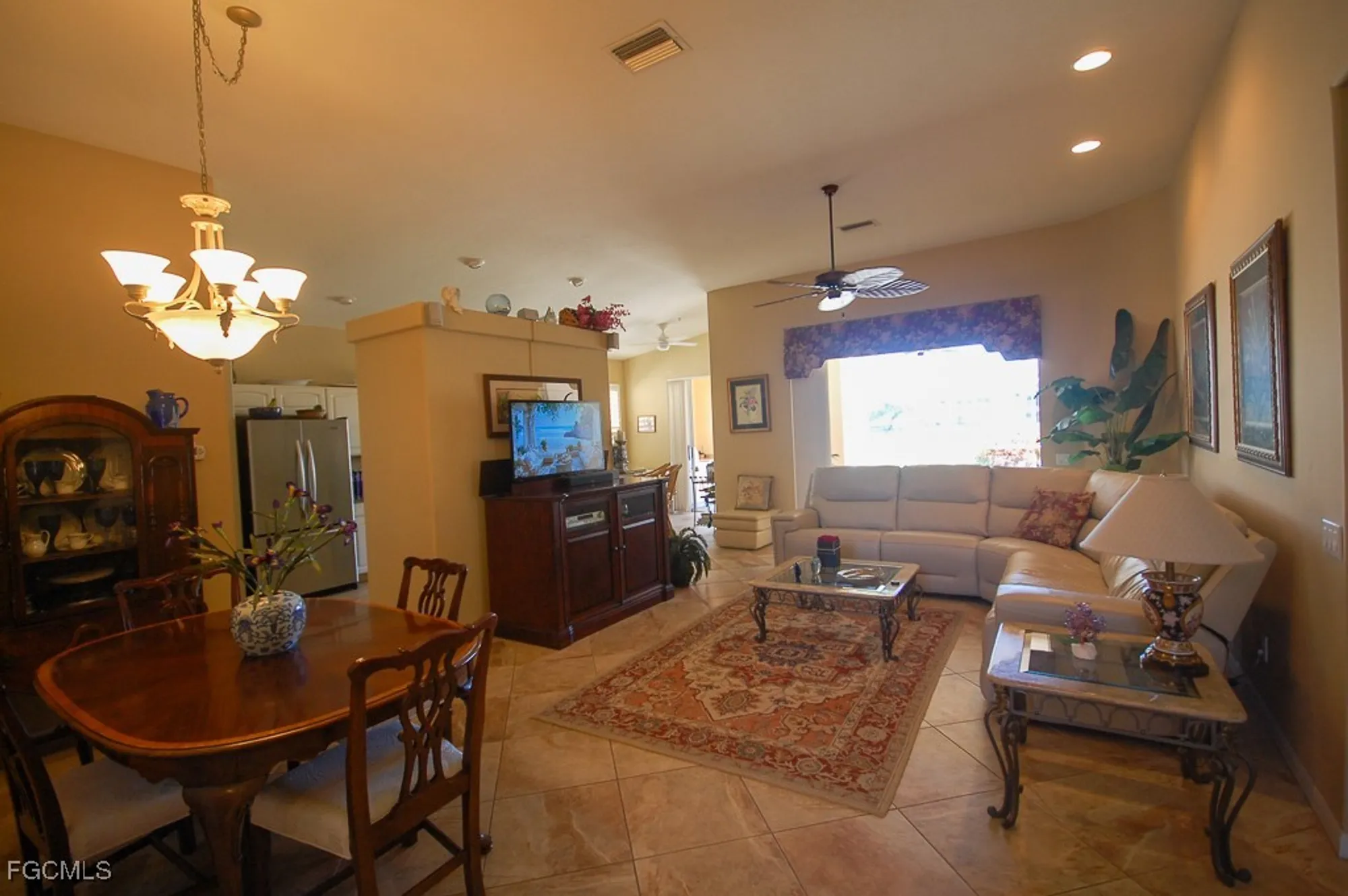 Property Slideshow image 8 of 39 | 14862 crescent cove dr, Fort Myers, FL, 33908
