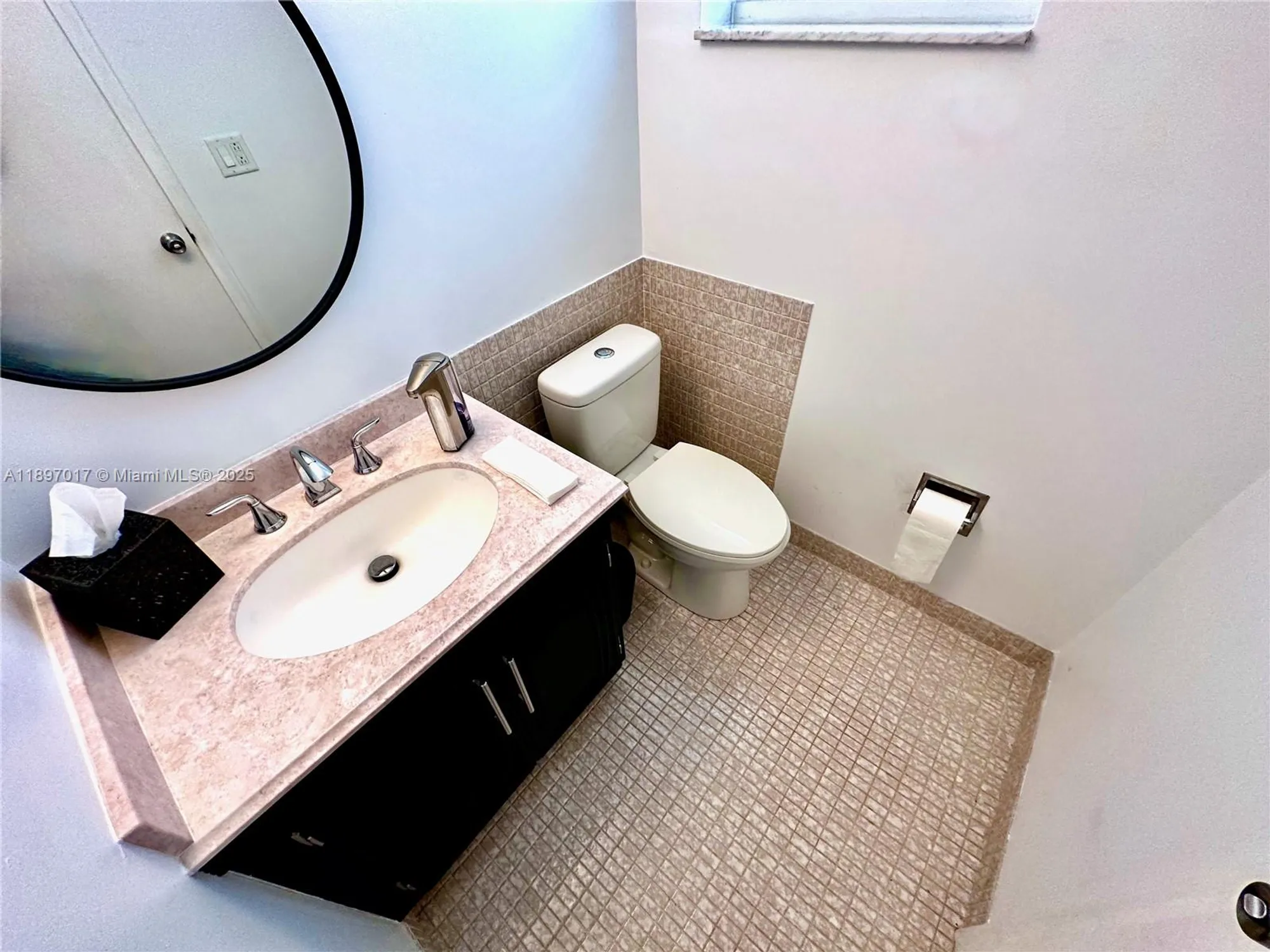 Property Slideshow image 15 of 29 | 35 colonial club dr apt 203, Boynton Beach, FL, 33435