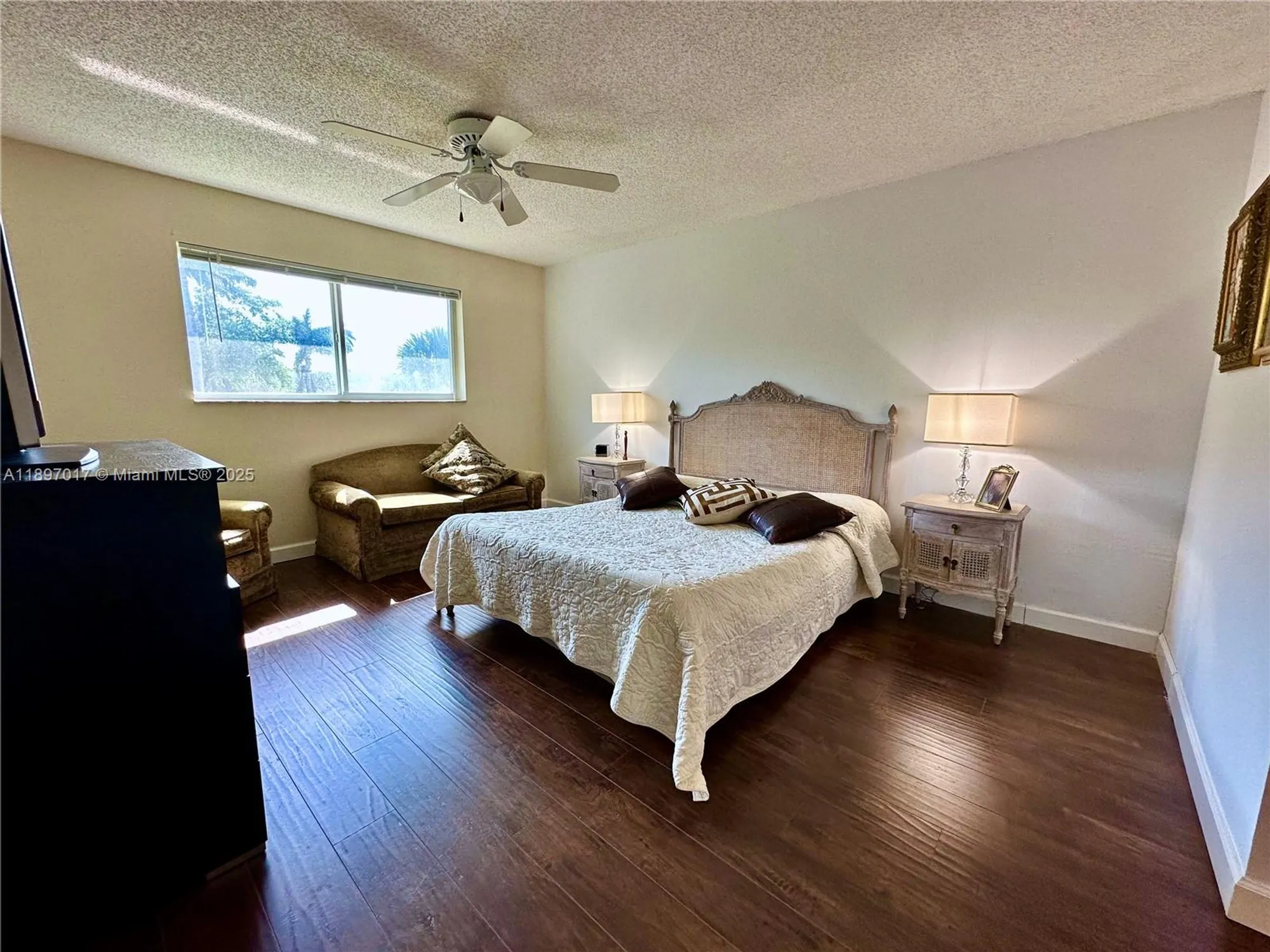 Property Slideshow image 10 of 29 | 35 colonial club dr apt 203, Boynton Beach, FL, 33435