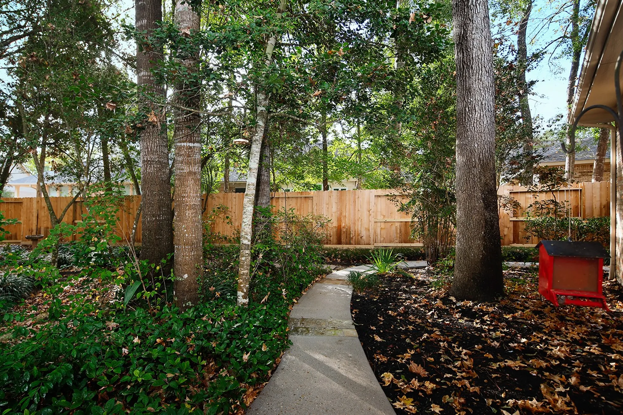 Property Slideshow image 26 of 38 | 47 wilmington way, The Woodlands, TX, 77384