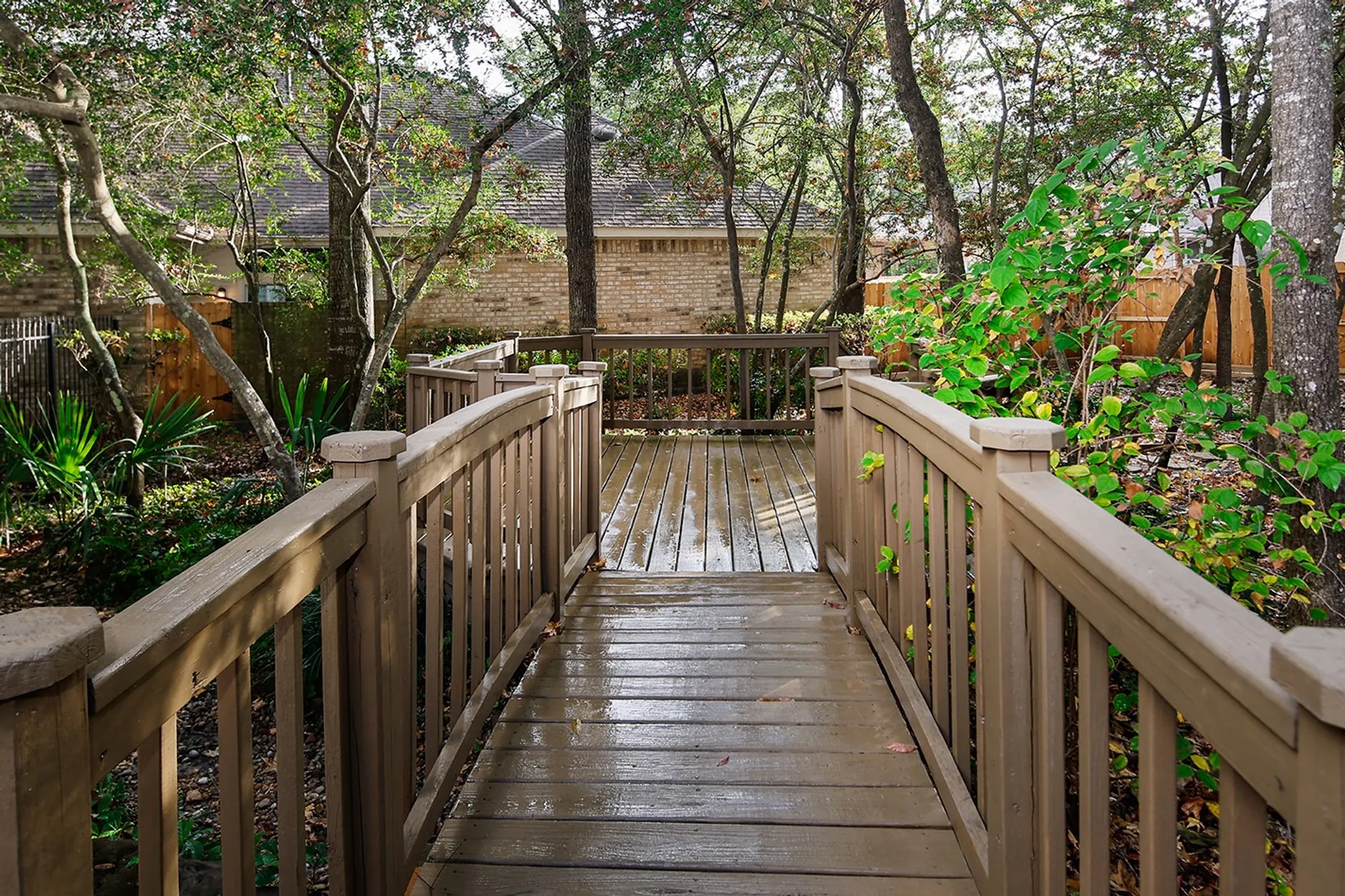 Property Slideshow image 2 of 38 | 47 wilmington way, The Woodlands, TX, 77384