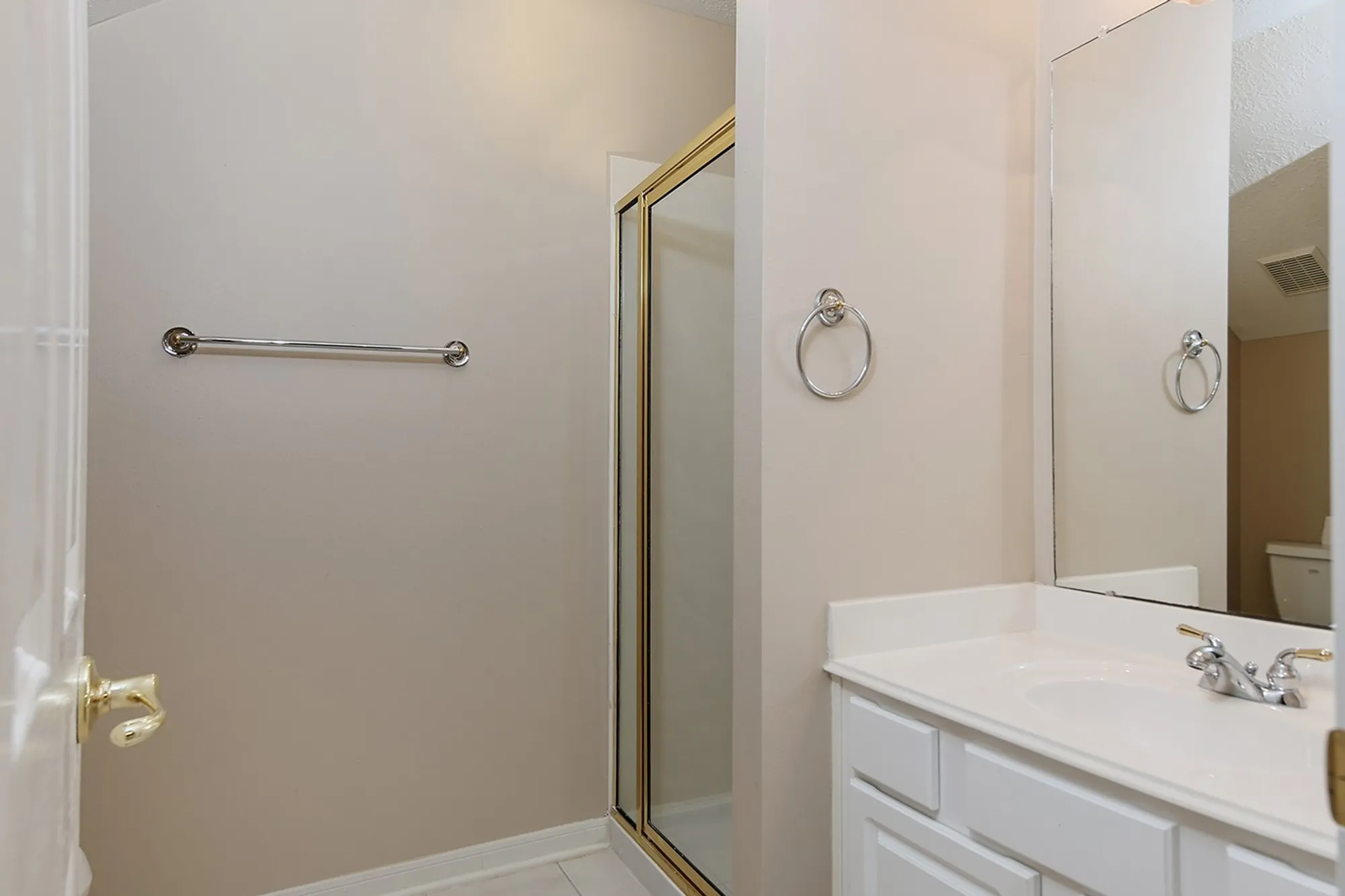 Property Slideshow image 22 of 38 | 47 wilmington way, The Woodlands, TX, 77384